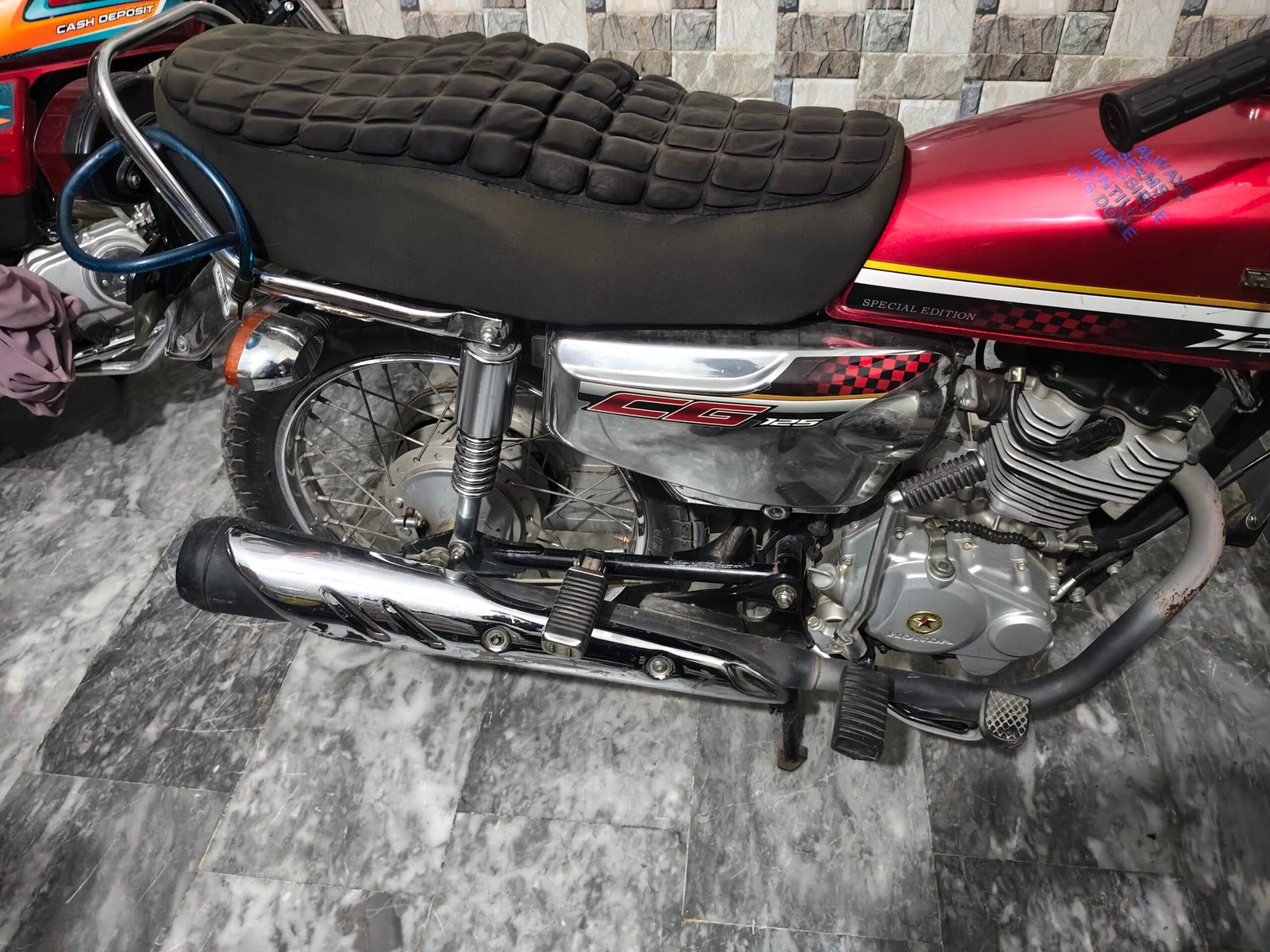 Honda 125 Special Edition