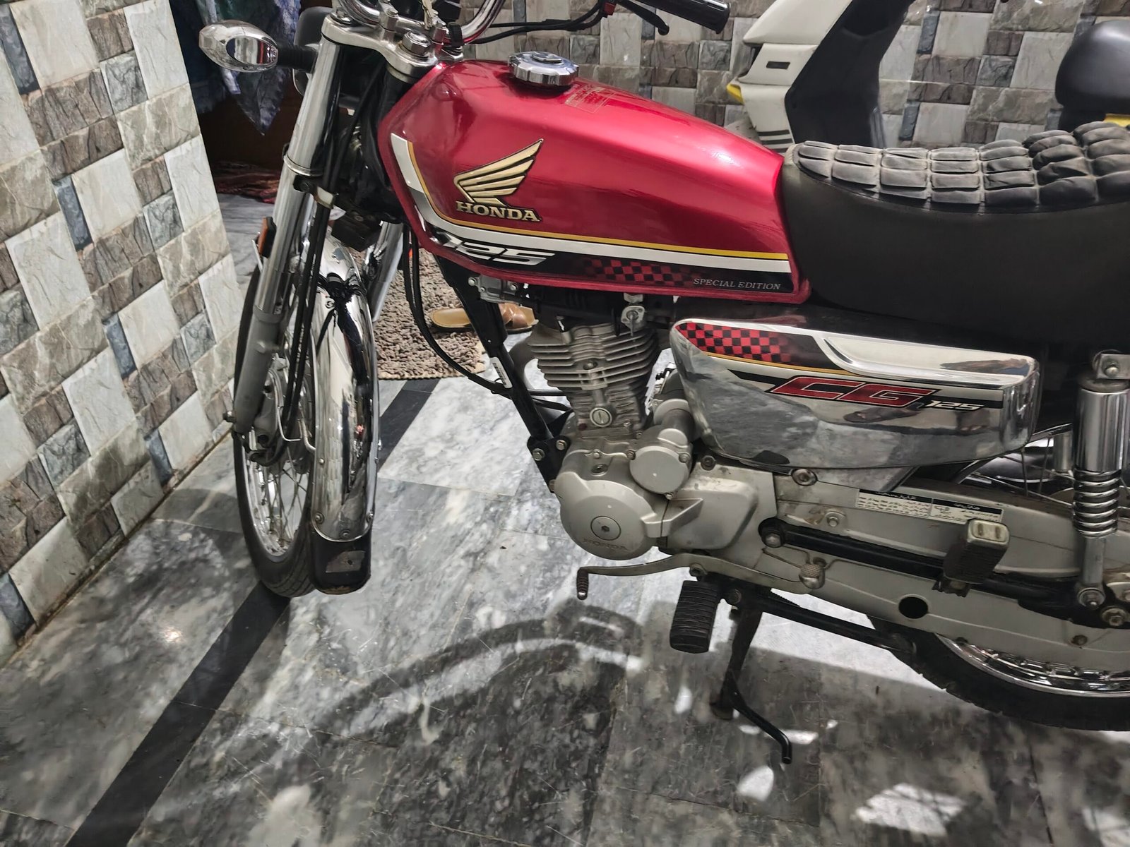 Honda 125 Special Edition
