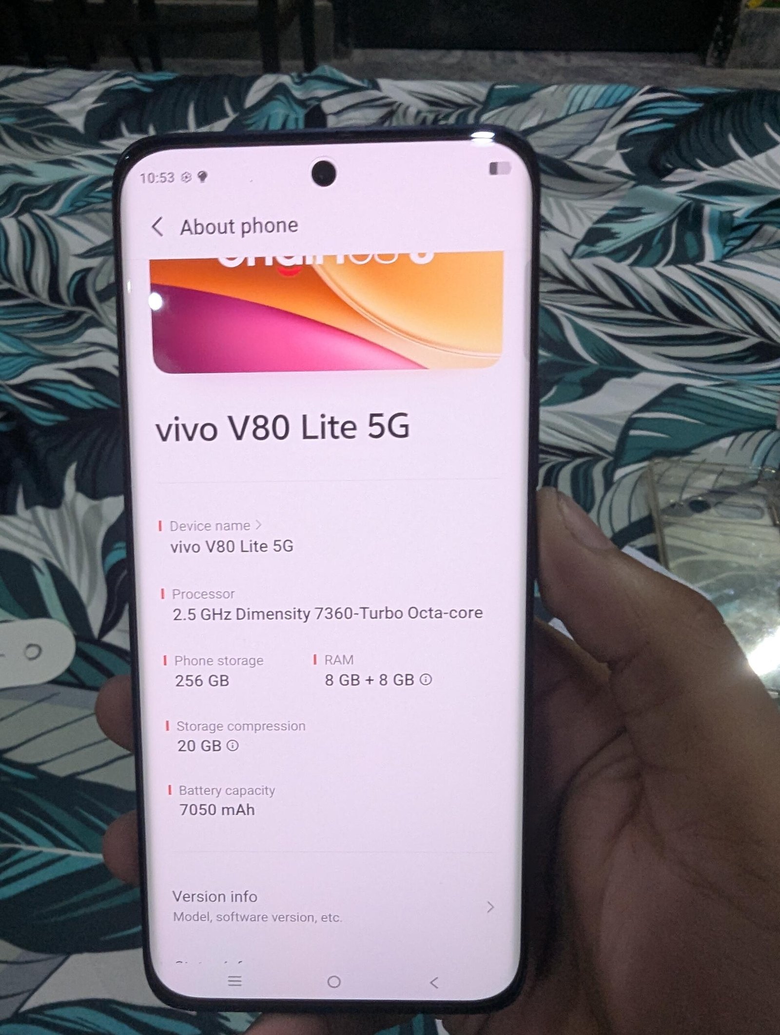 Vivo v80 lite 5g | 8/256 | actived yesterday only box open