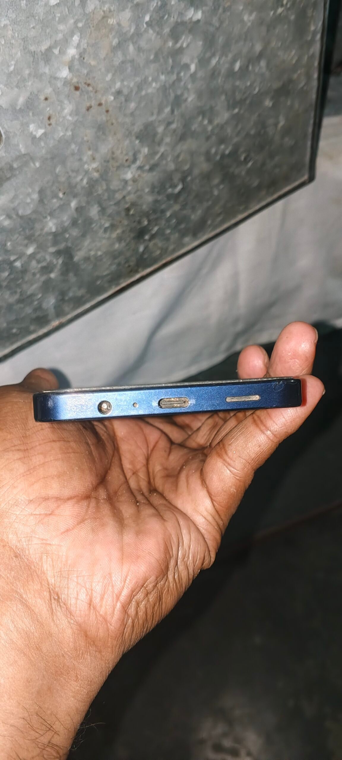 Samsung a06 4/128 box Sath hy charger local hy condition 10/
