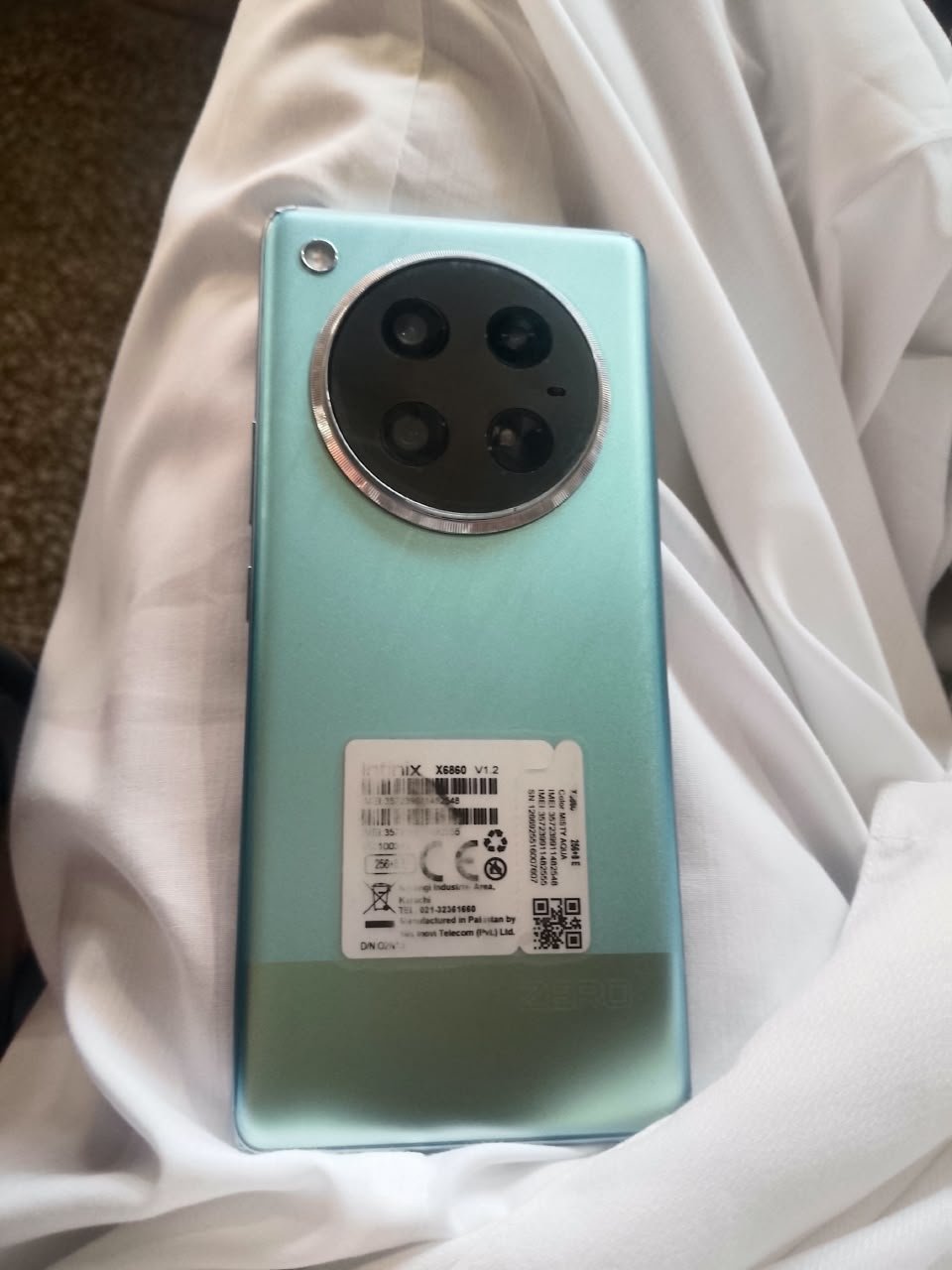 Infinite zero 40 /8/256 GB