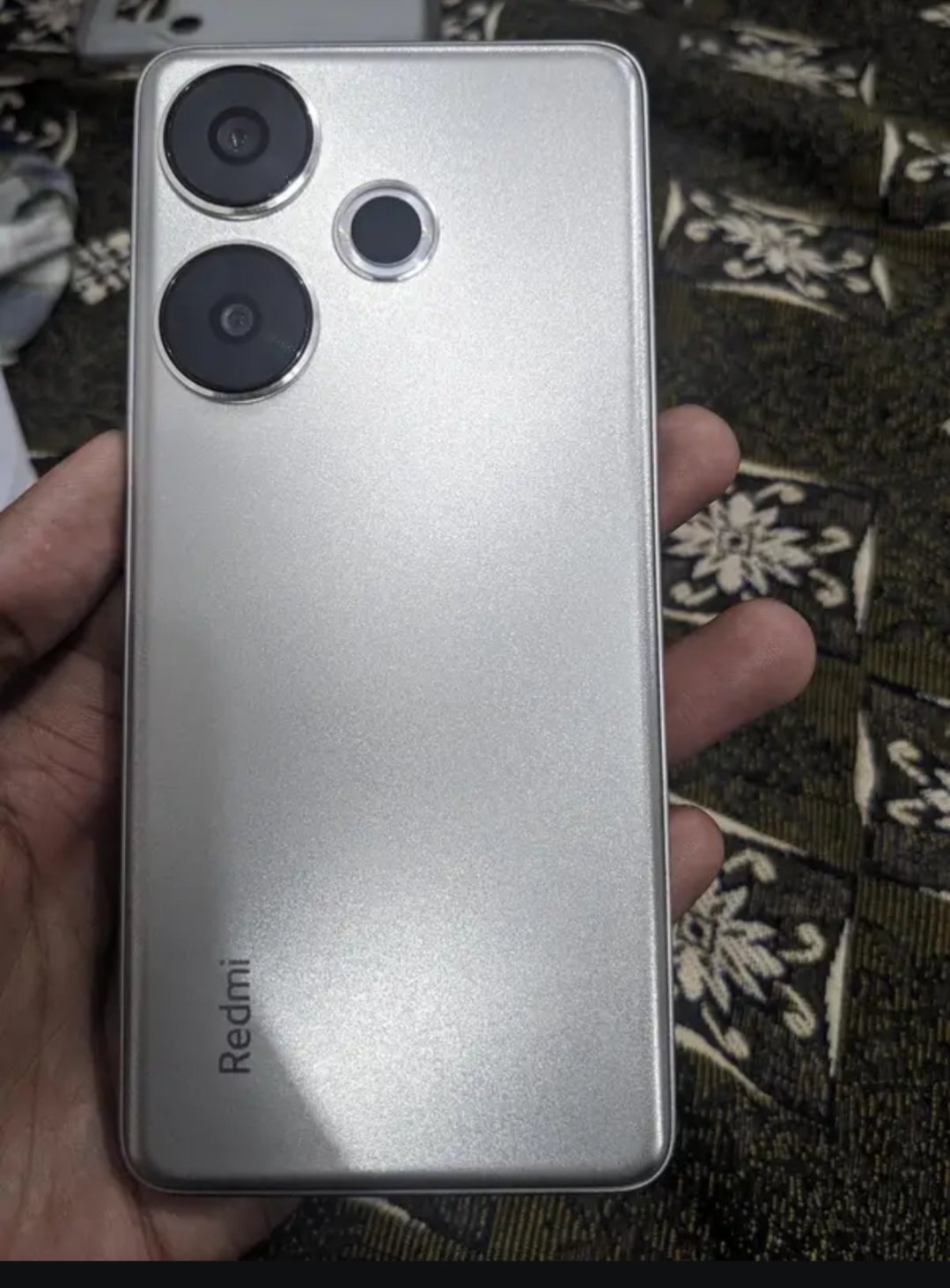 Redmi turbo 3 12/256gb