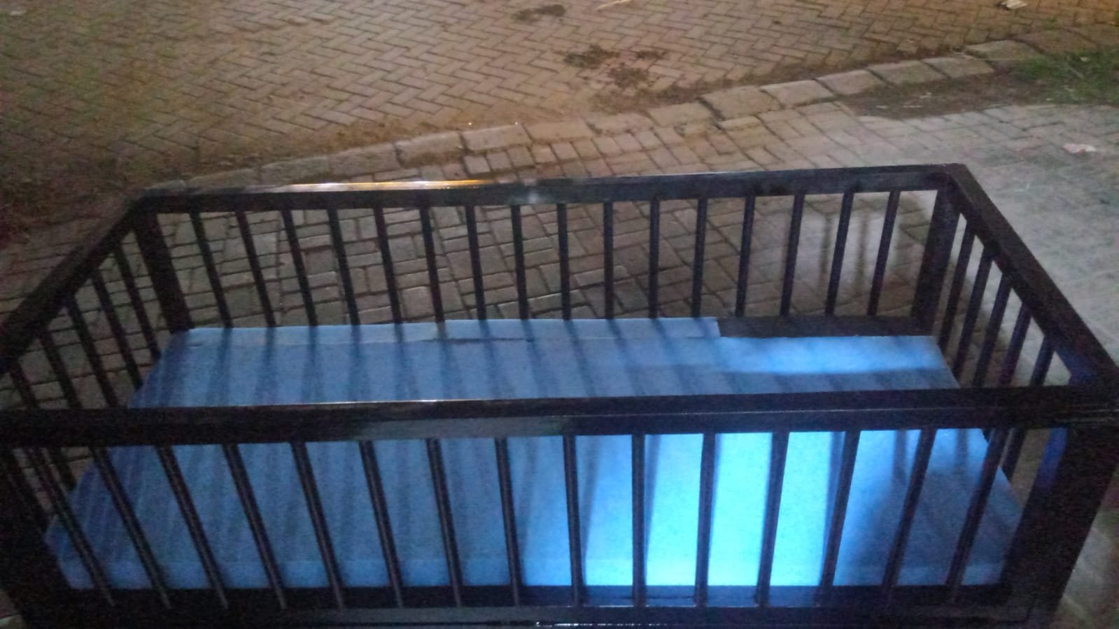Sturdy Iron Baby Cot/Crib with Mattress in good condition