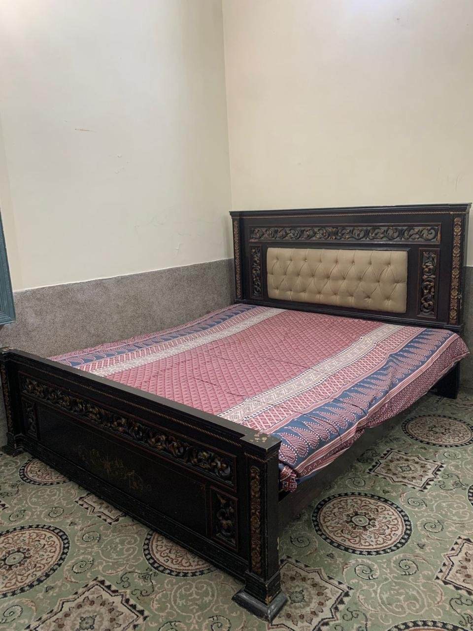 King size bed