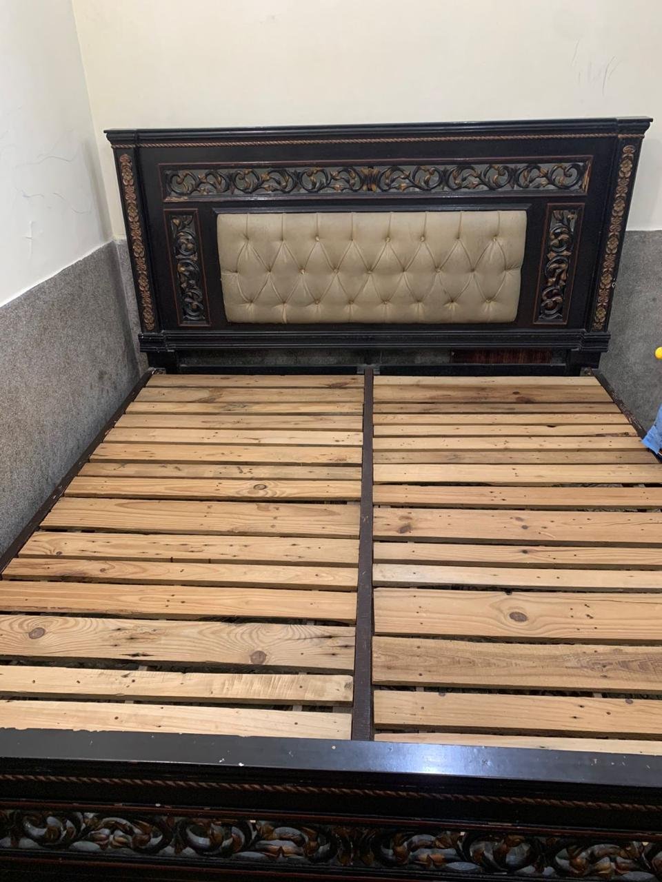 King size bed