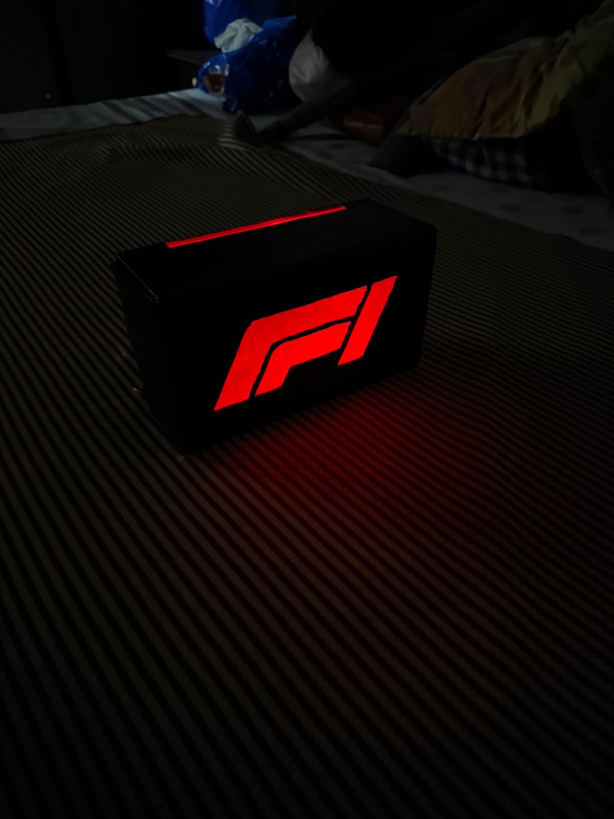 F1 wall decor lamp