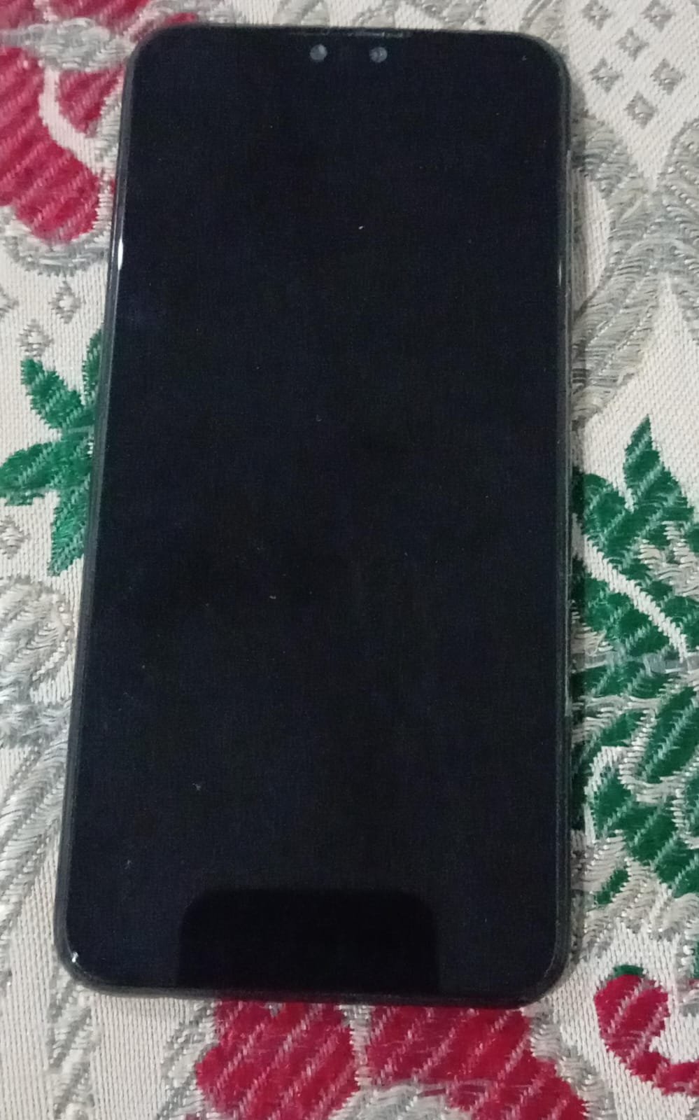 HUAWEI Y9