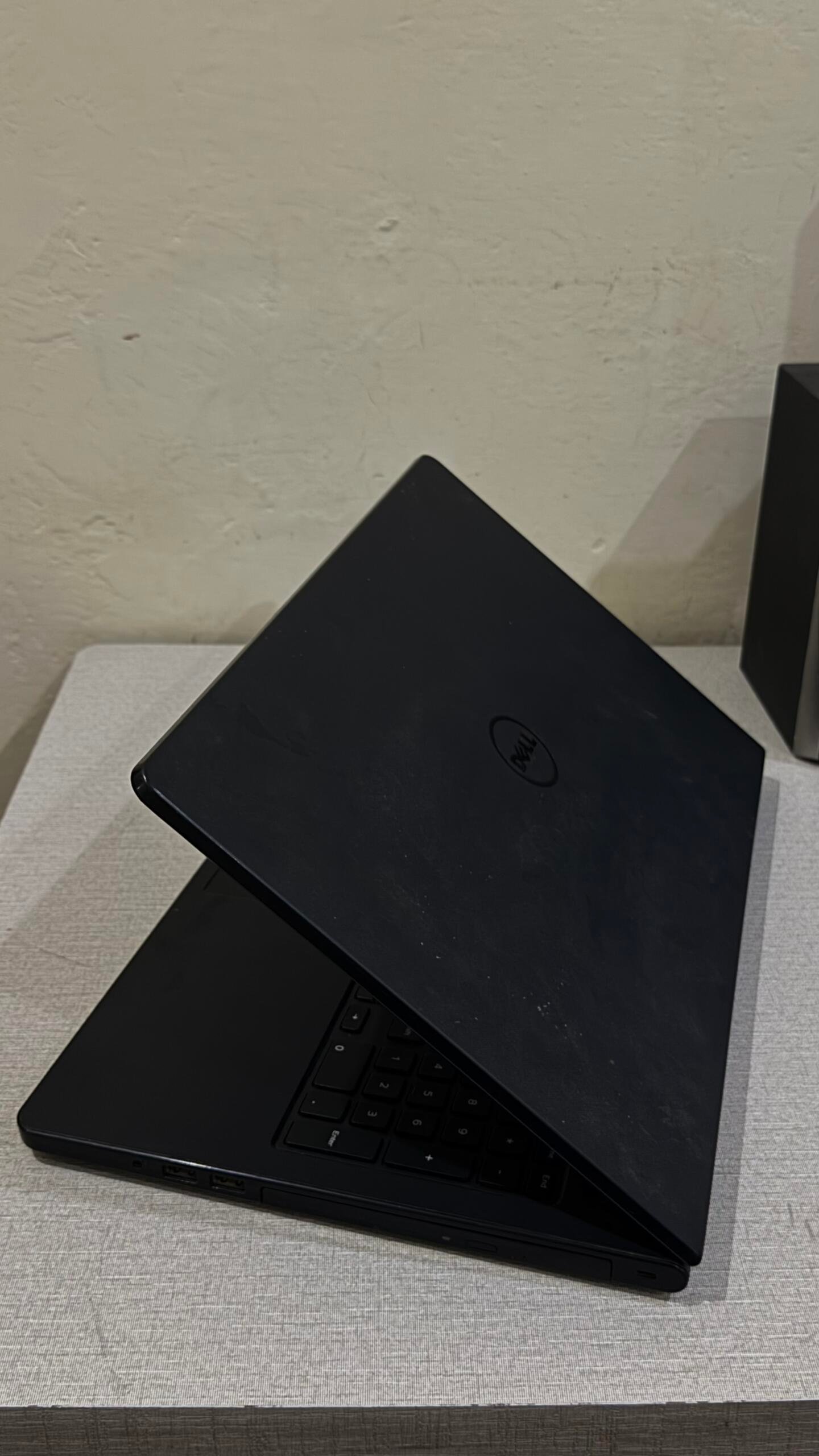 Dell Inspiron 15 5551- 8GB Ram – 128GB SSD
