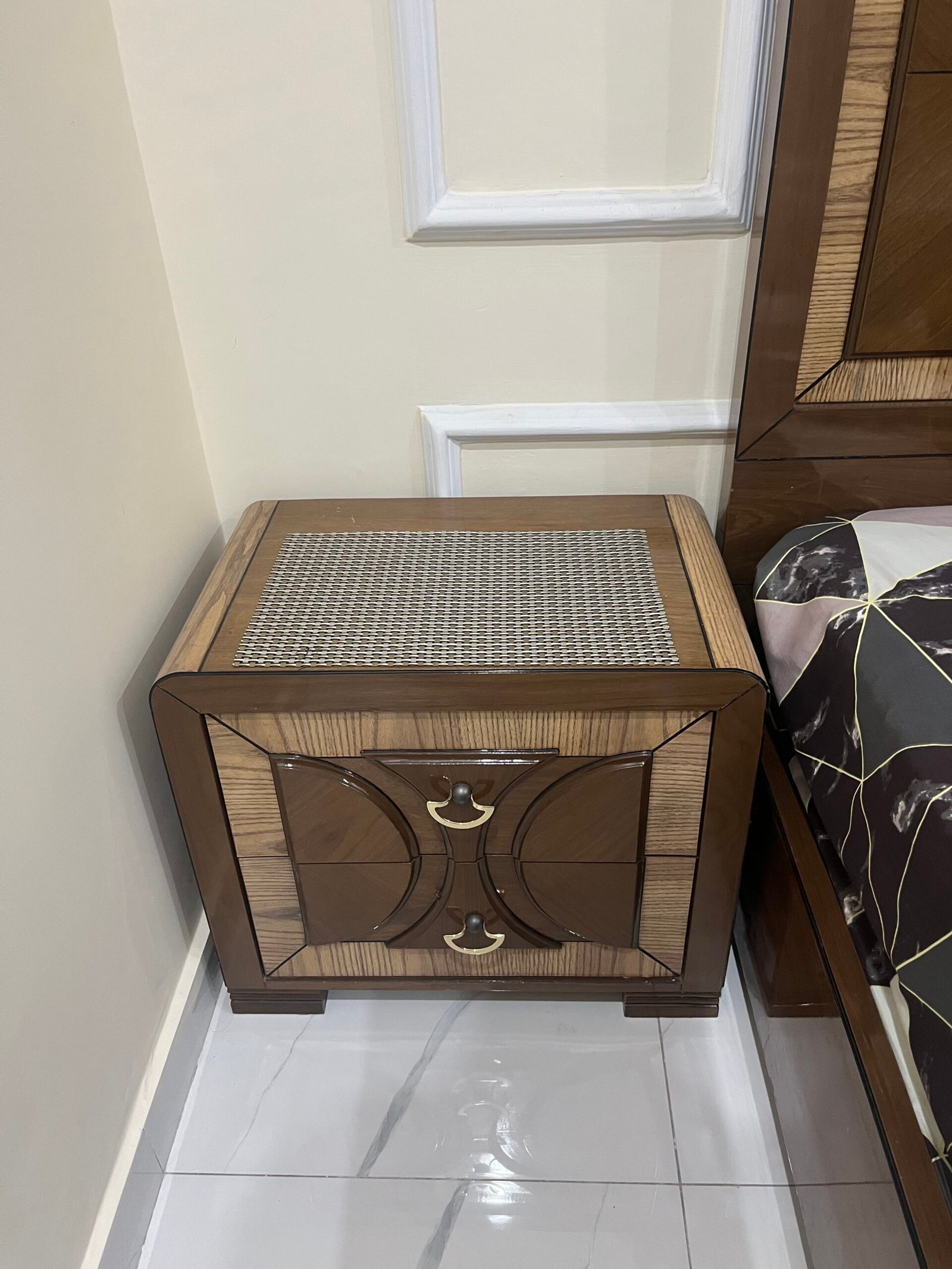 King size bed with side tables