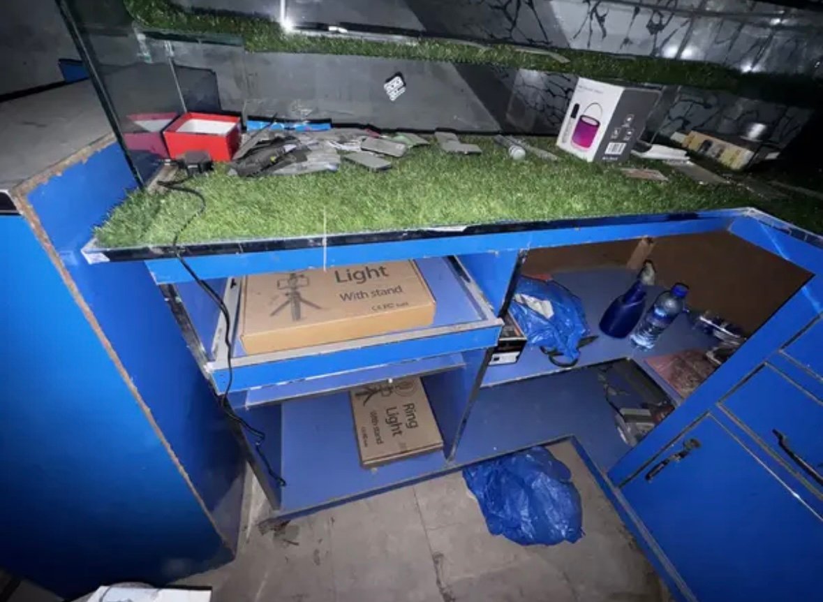 Mobile Shop Counter For Sale