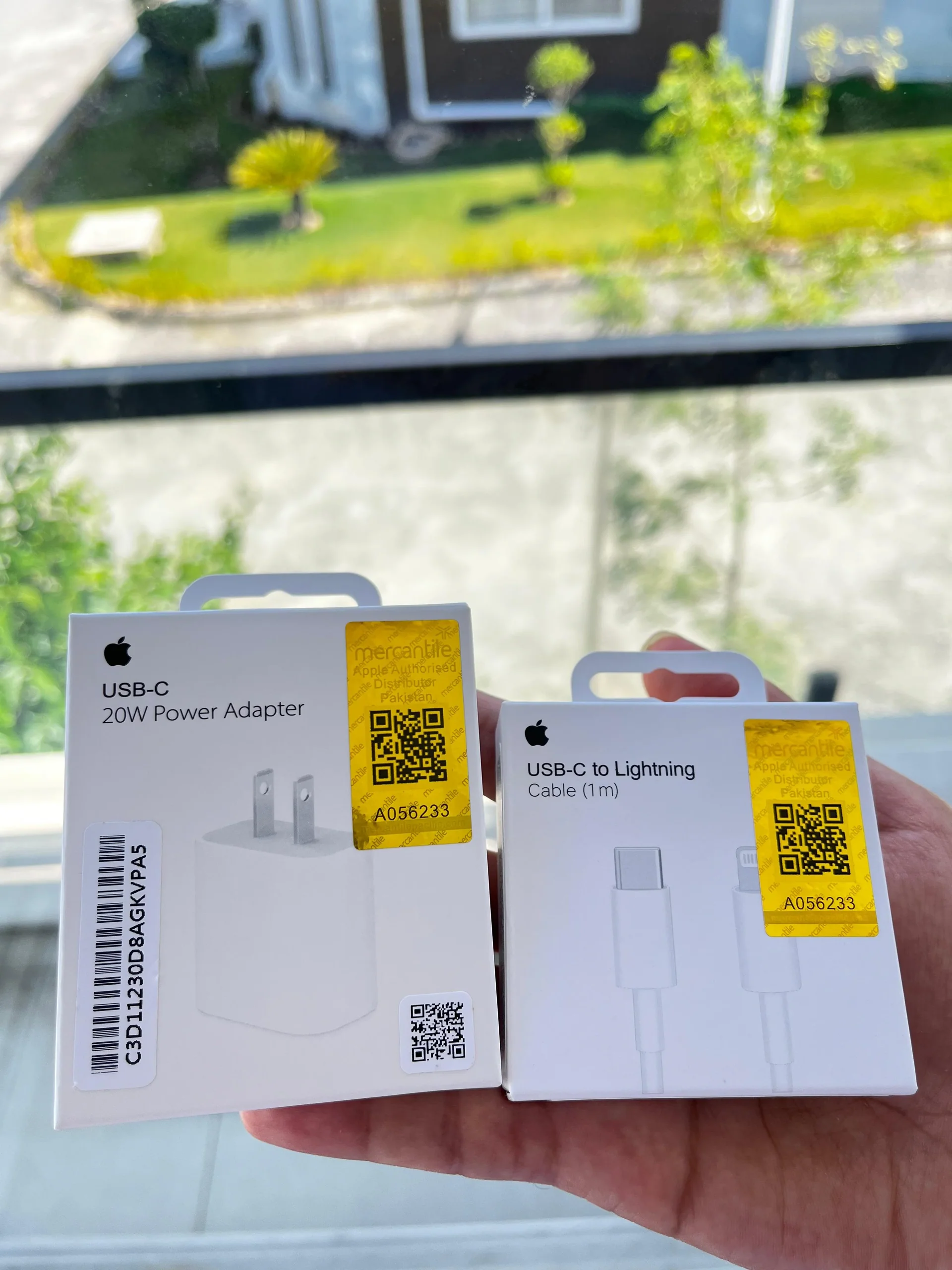 Apple USB-C to C Cable Pakistan (2m) 240W – MacBook, iPhone