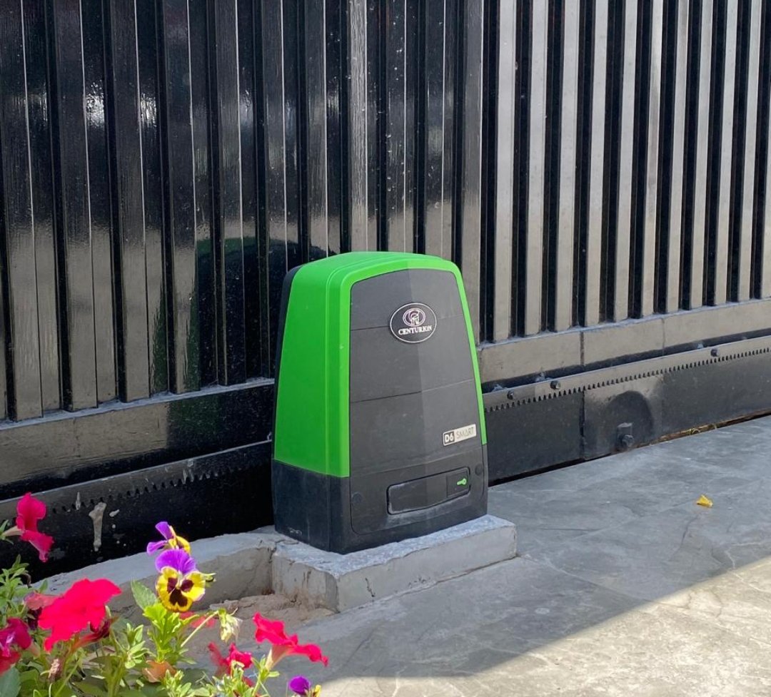 Electric Fence Security System and Automatic Gate Motors