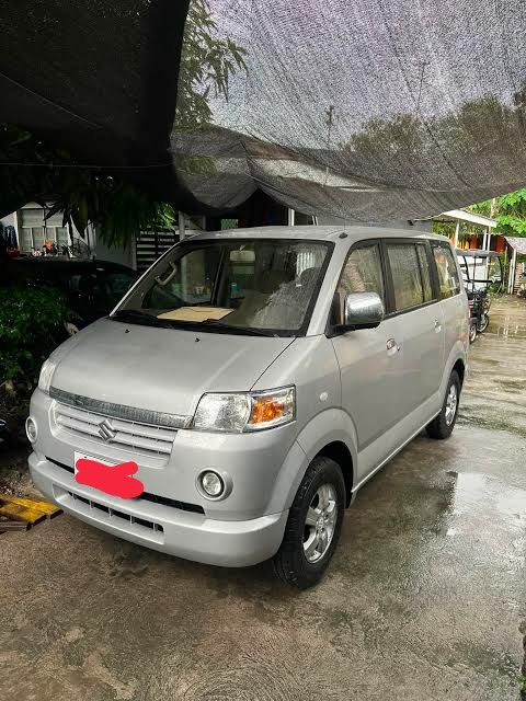 Suzuki Apv 2006 neat and clean home used van