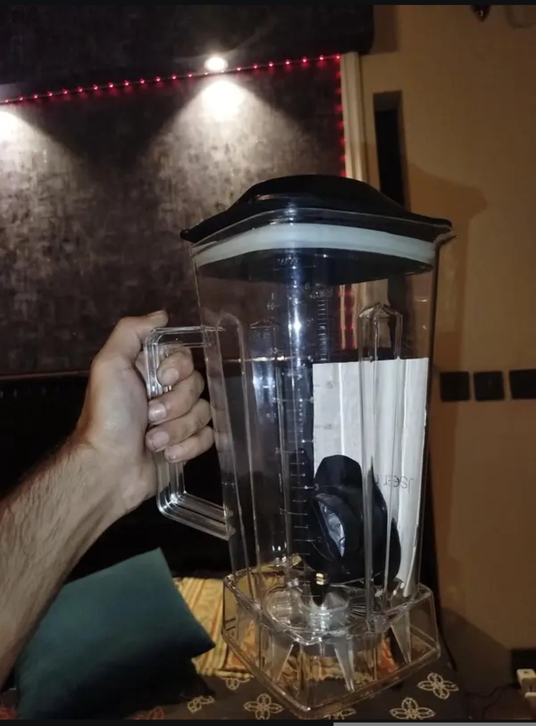 Brand New Sinbo SHB-3088 Commercial Blender & Juicer