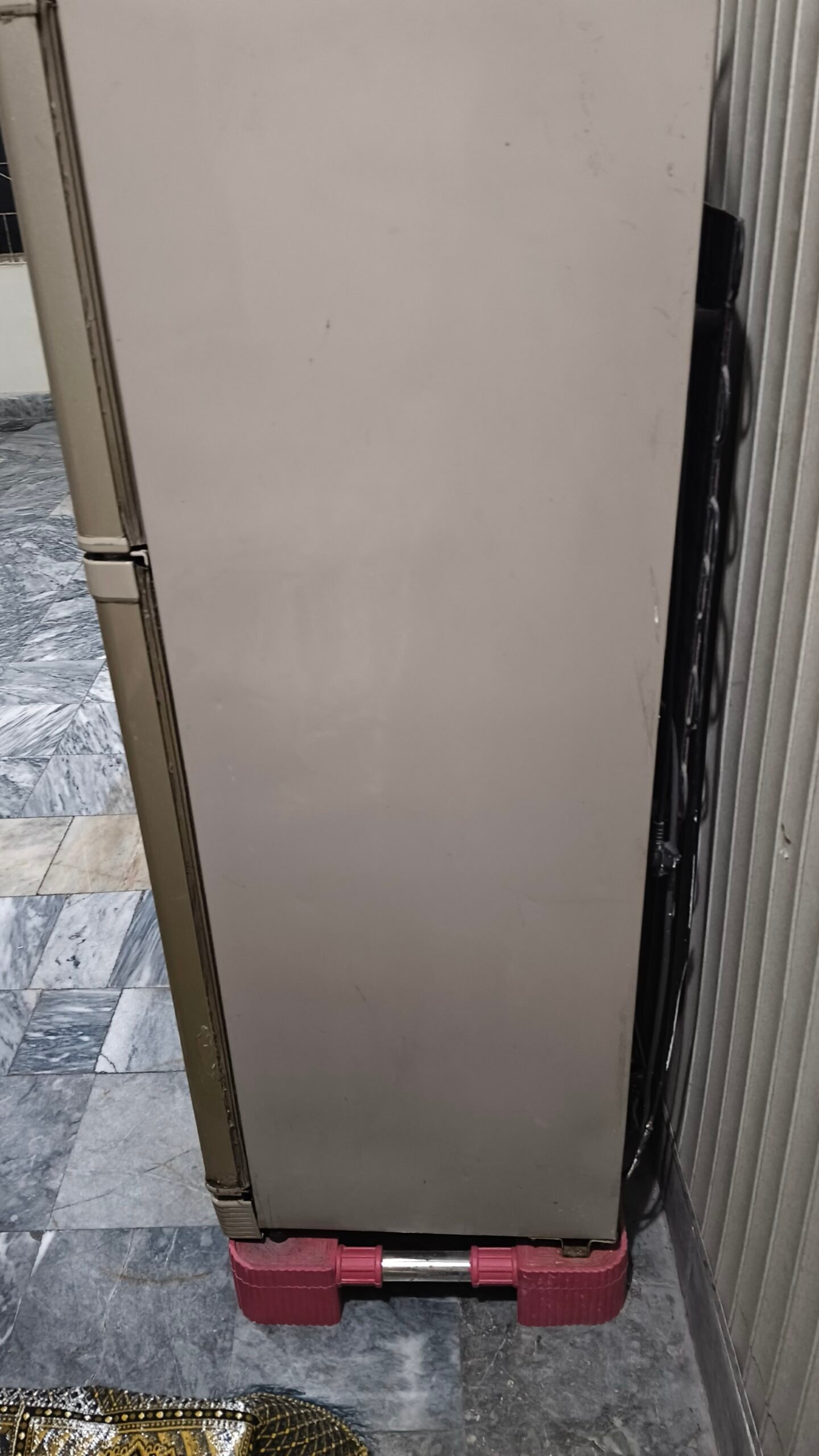 Small size fridge totally janeun ha