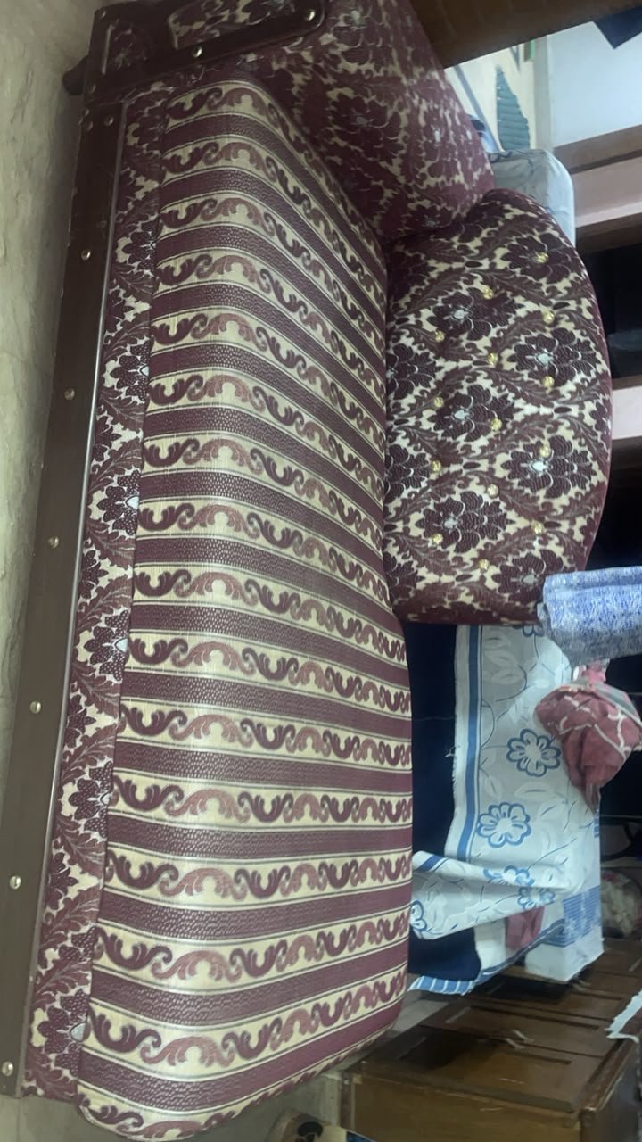 SOFA DIWAN
