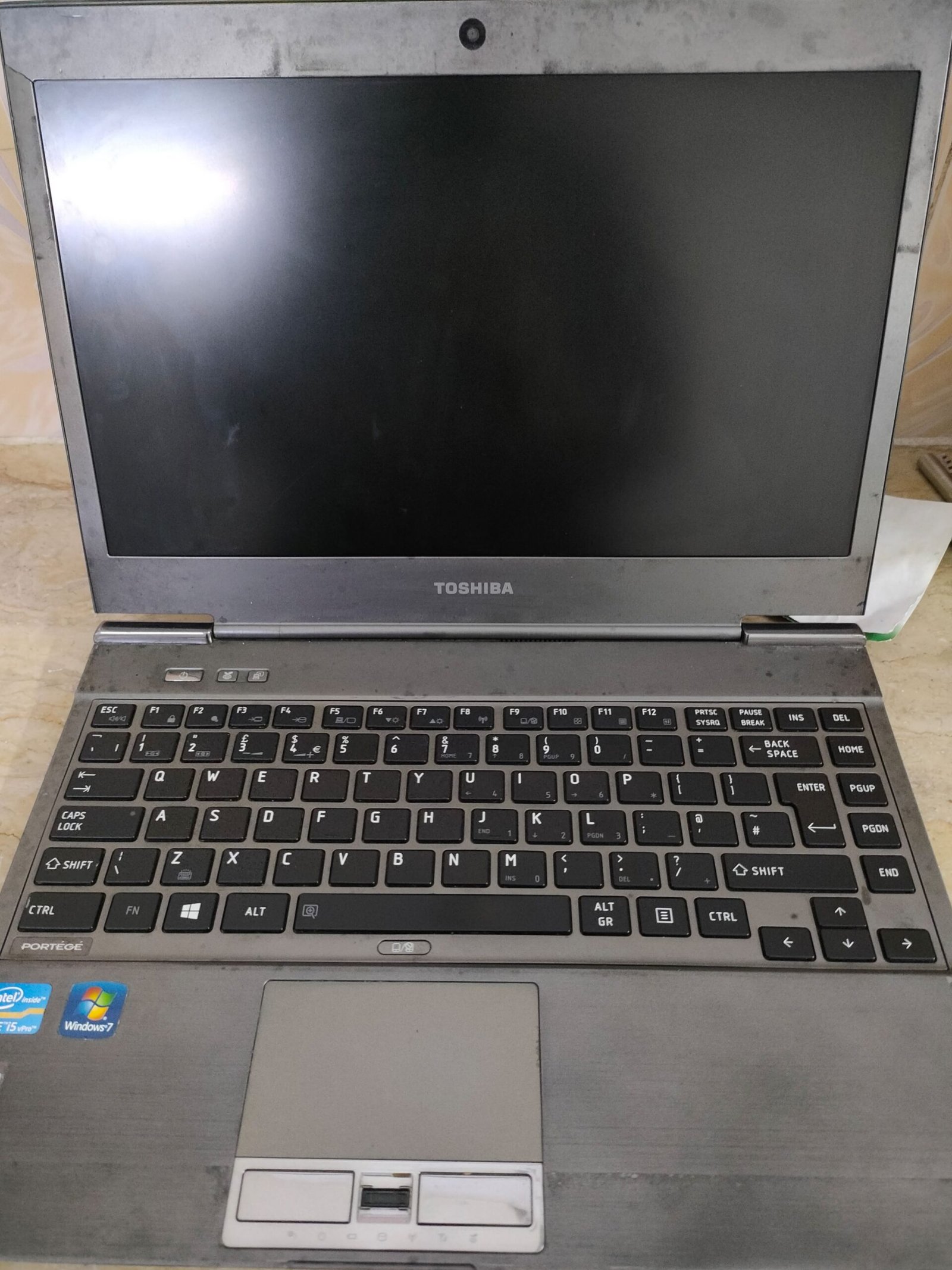 Toshiba laptop Z830