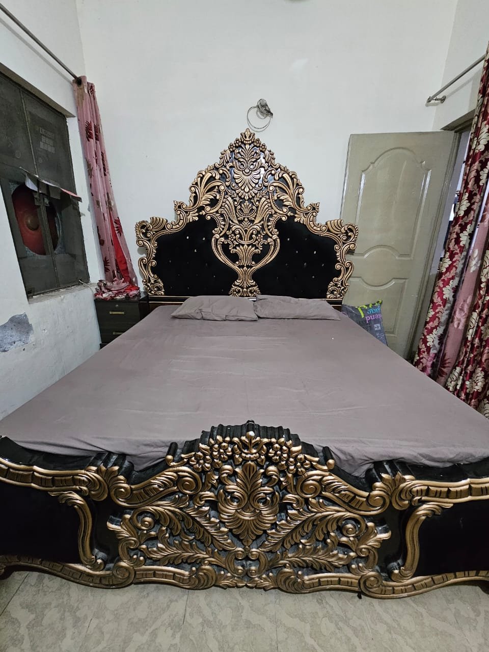 Heavy & Solid Royal Bedroom Set For Sale