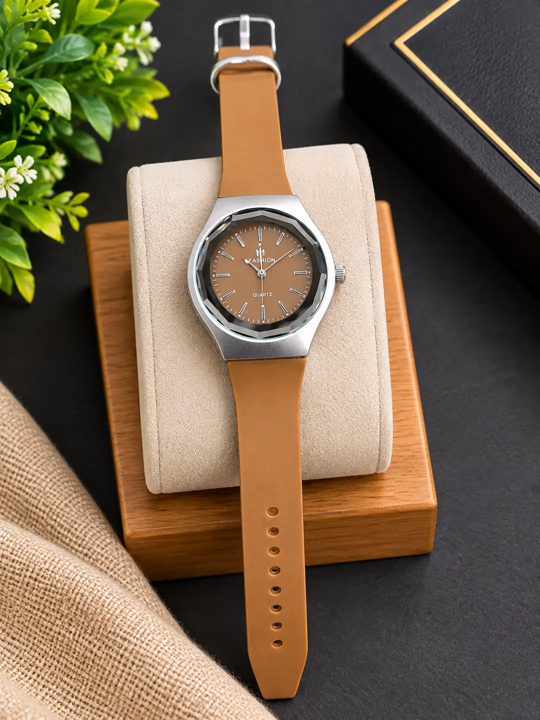 Men’s Comfortable Daily Wear Watch