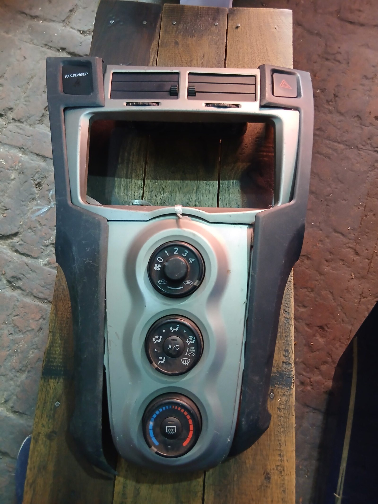 Vitz 2010 Complete Ac panel set