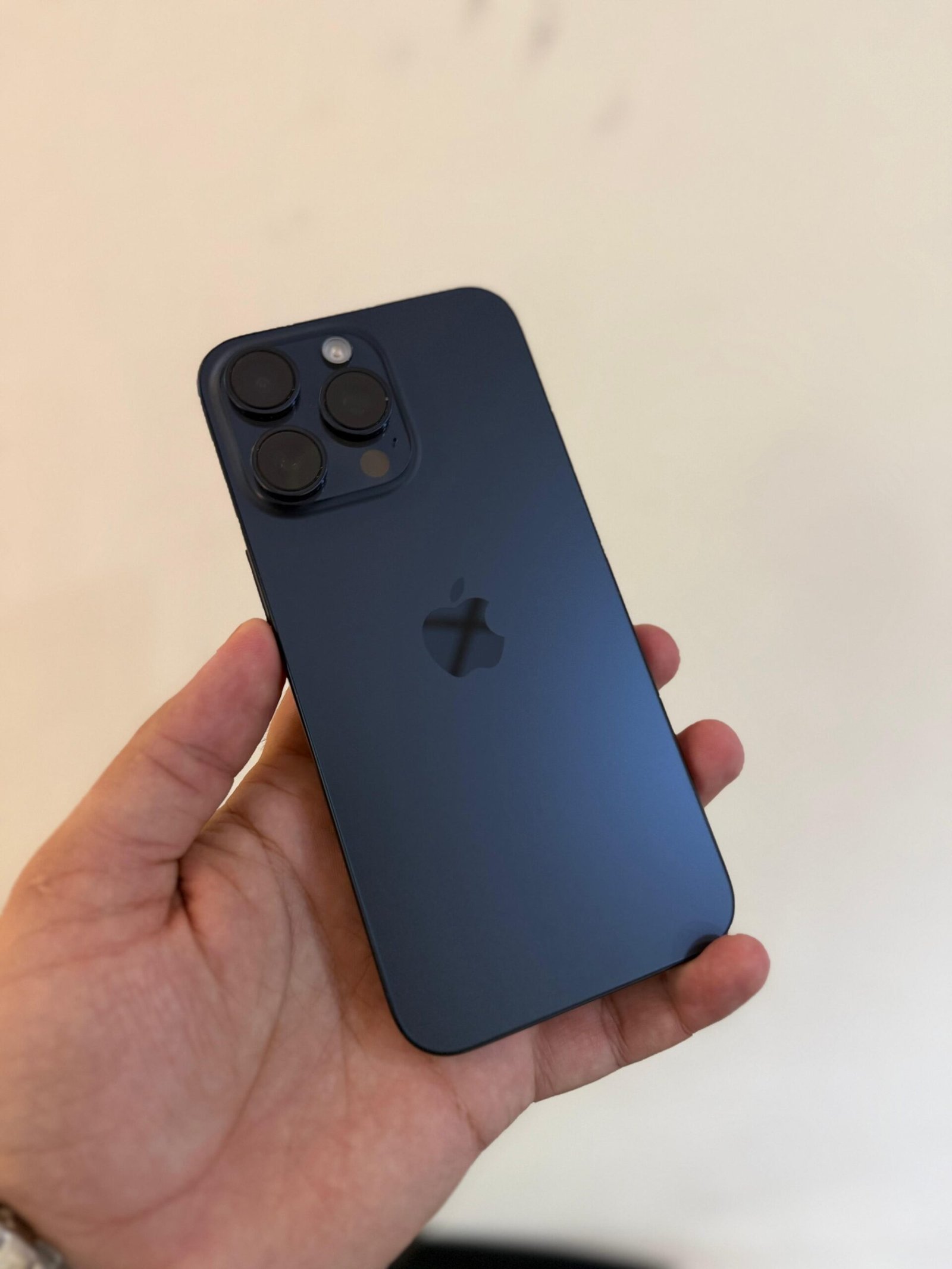 Iphone 15 pro max PTA