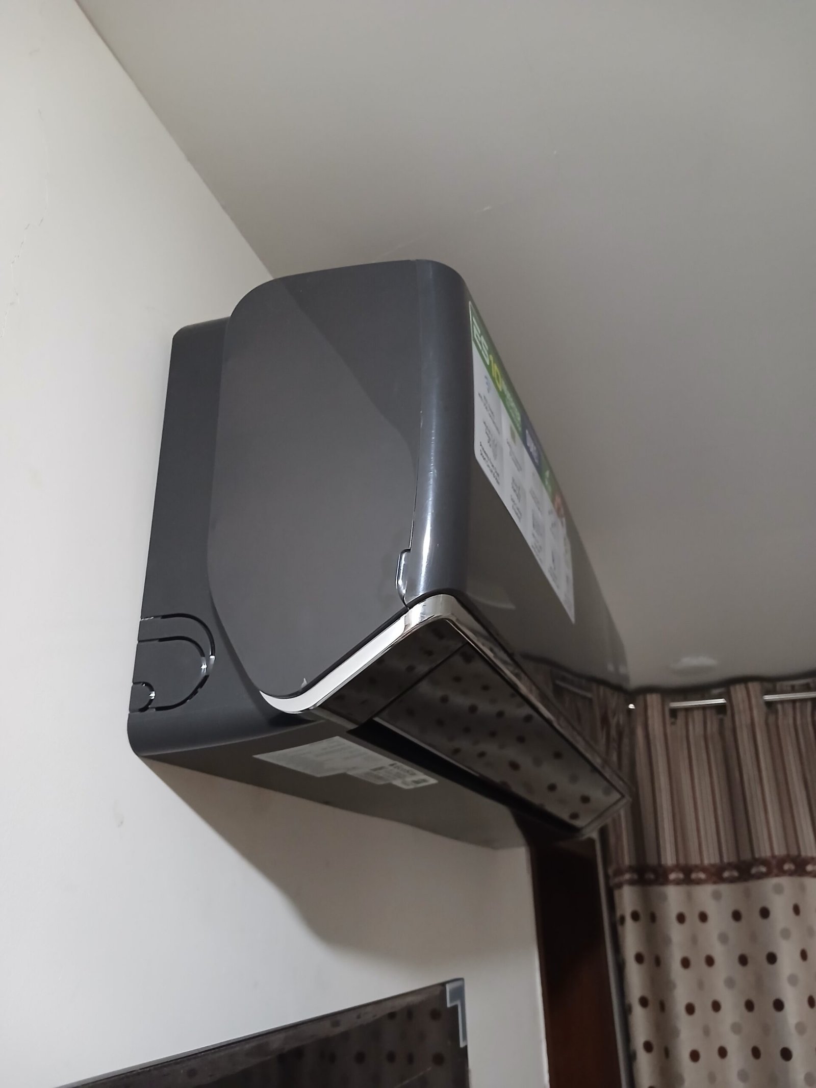 EcoStar 1.5 Ton Inverter AC – Grey Duke Series –
