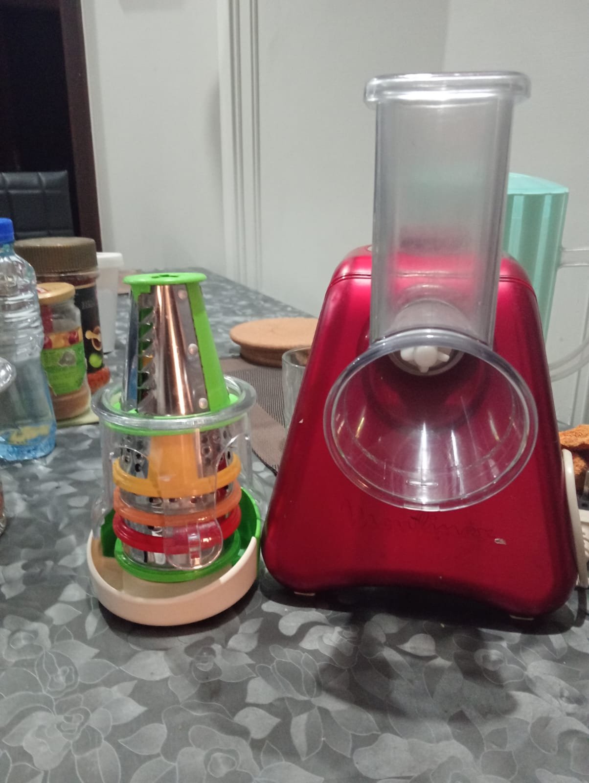 Moulinex vegetable slicer / grater