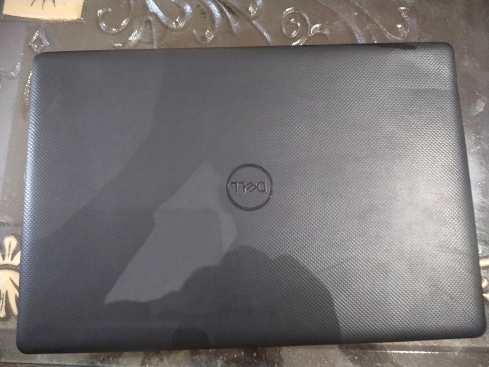 DELL Vostro 3590  A mobile as a gift