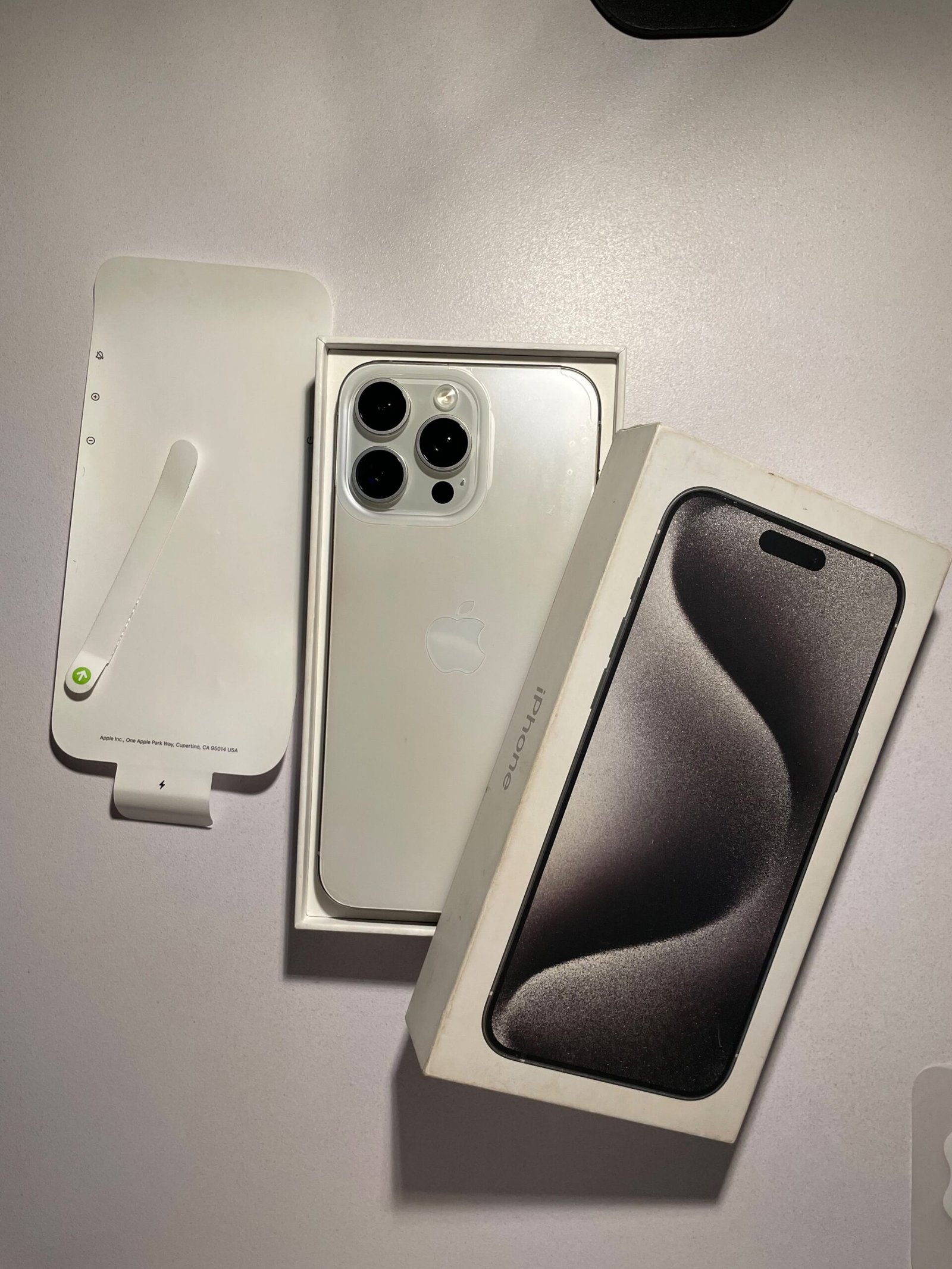 Iphone 15 pro max JV 256 gb