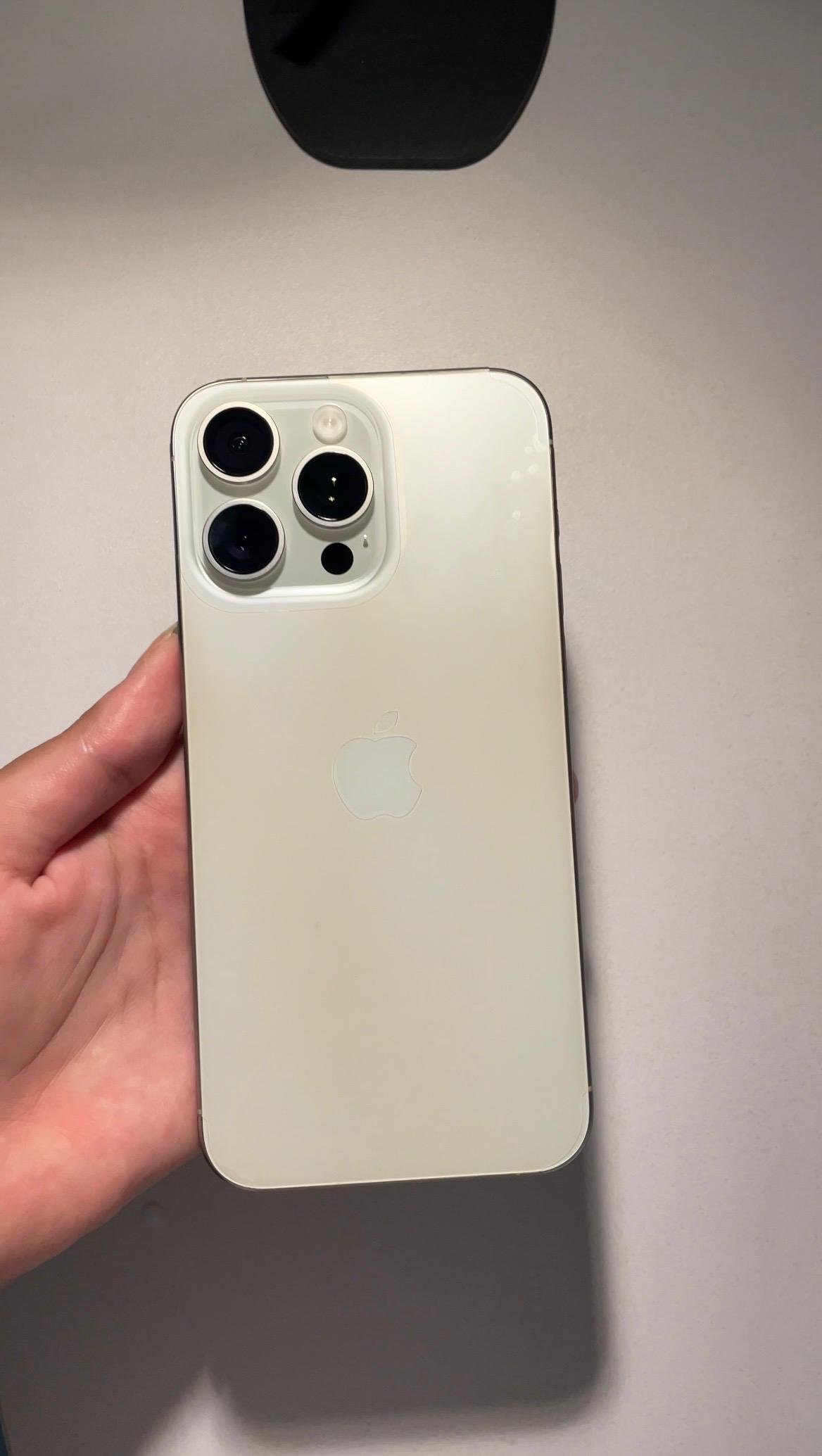Iphone 15 pro max JV 256 gb