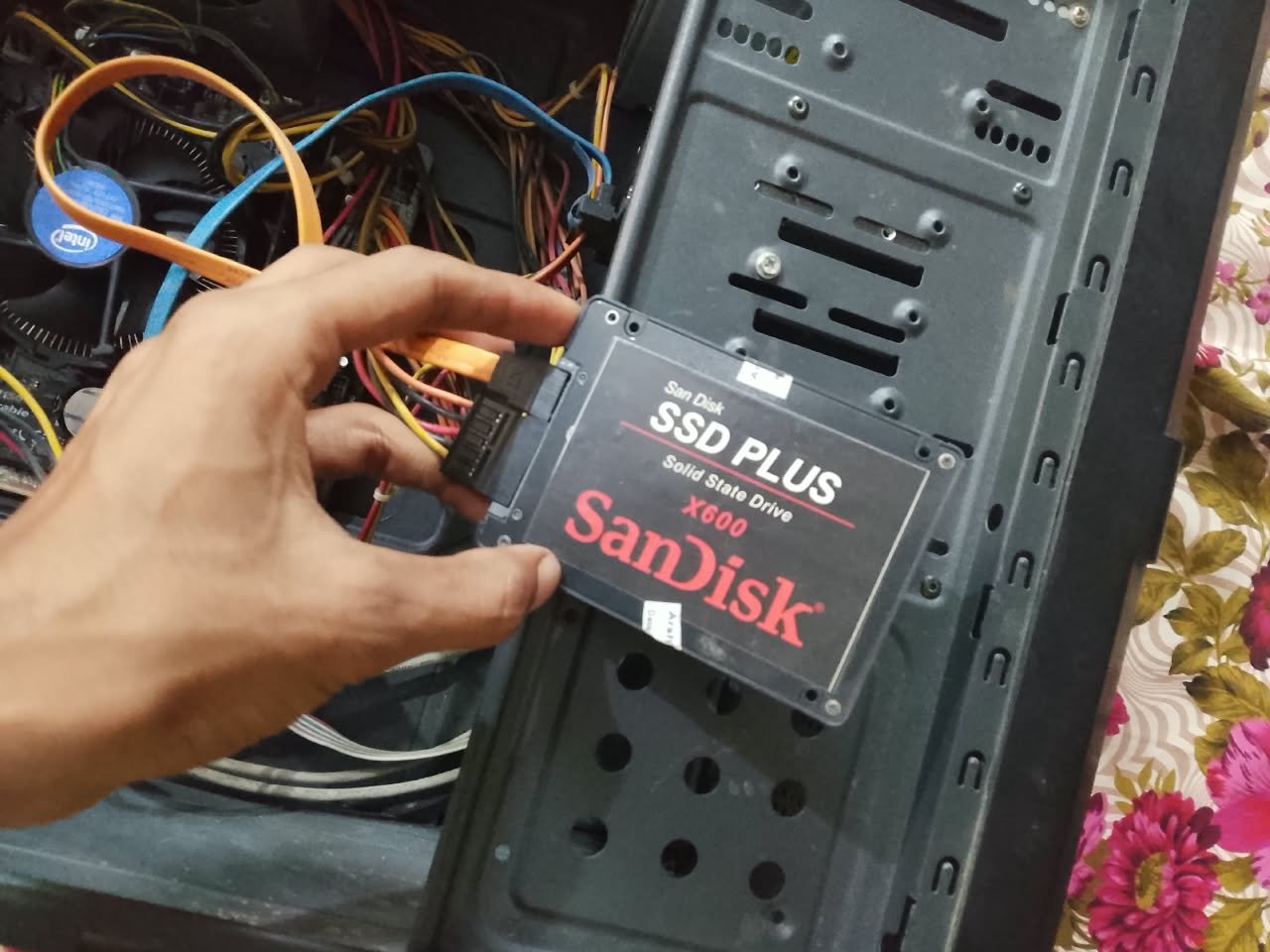 Gaming pc LCD sale urgently