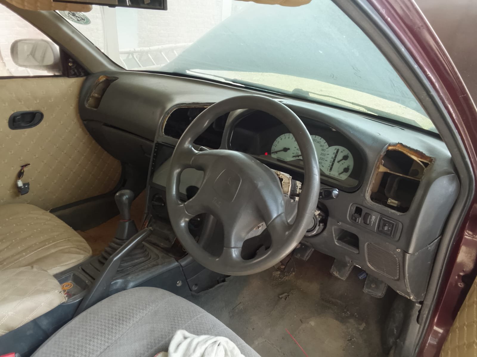 Mitsubishi gallant 96 Model