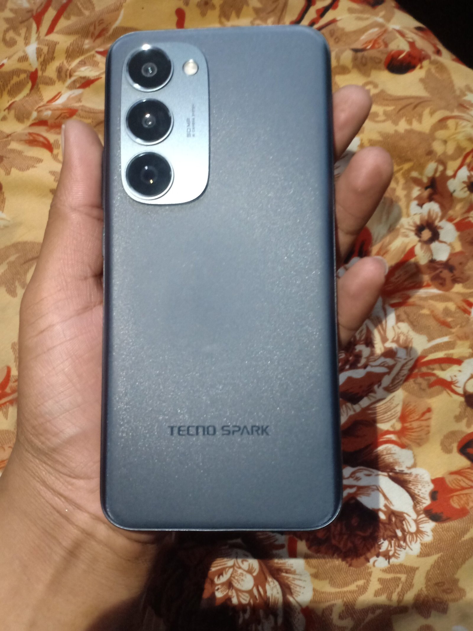Tecno Spark 40 pro Plus (88 256)
