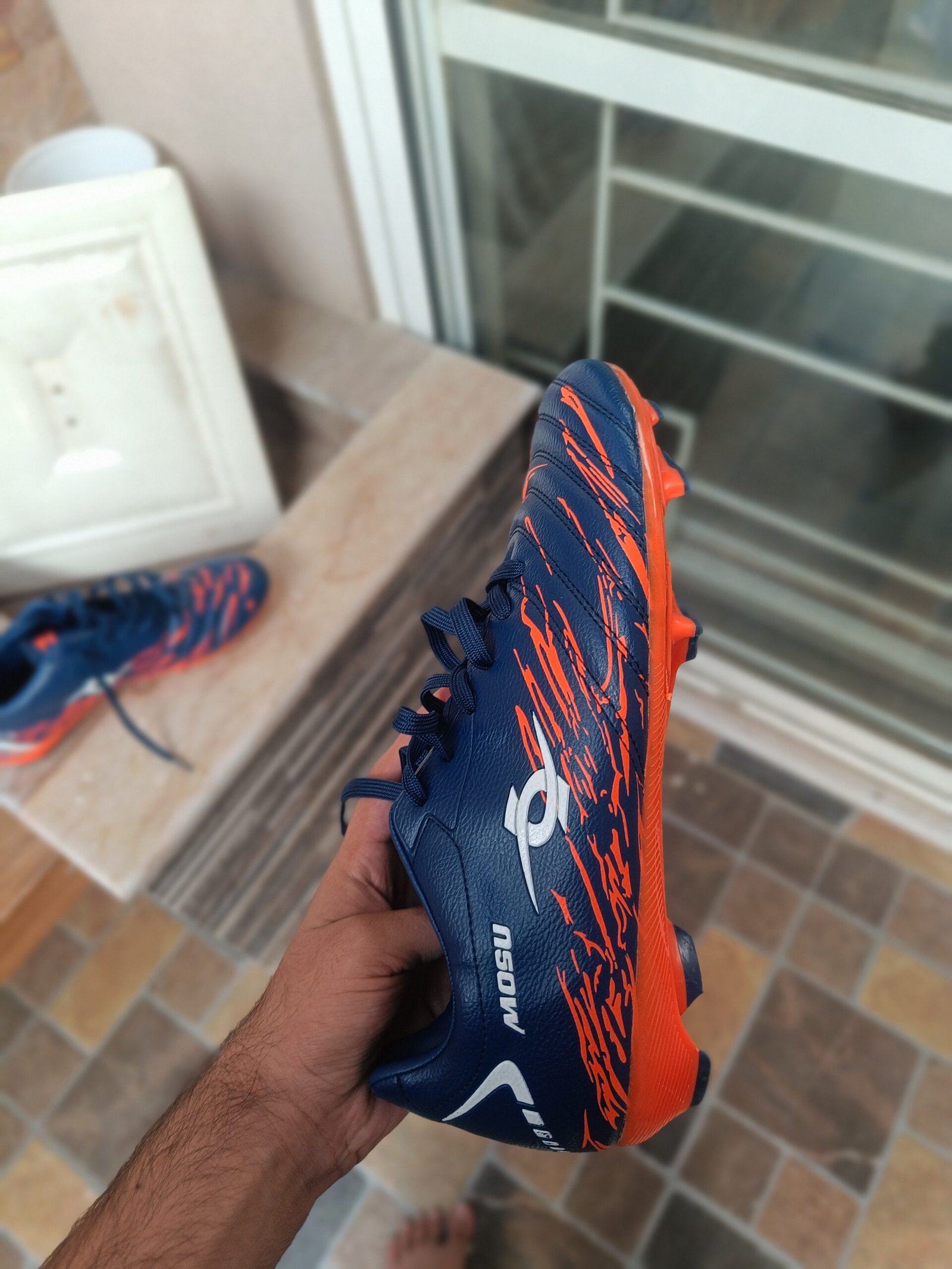 Mosu football STUDS 10/10 CONDITION