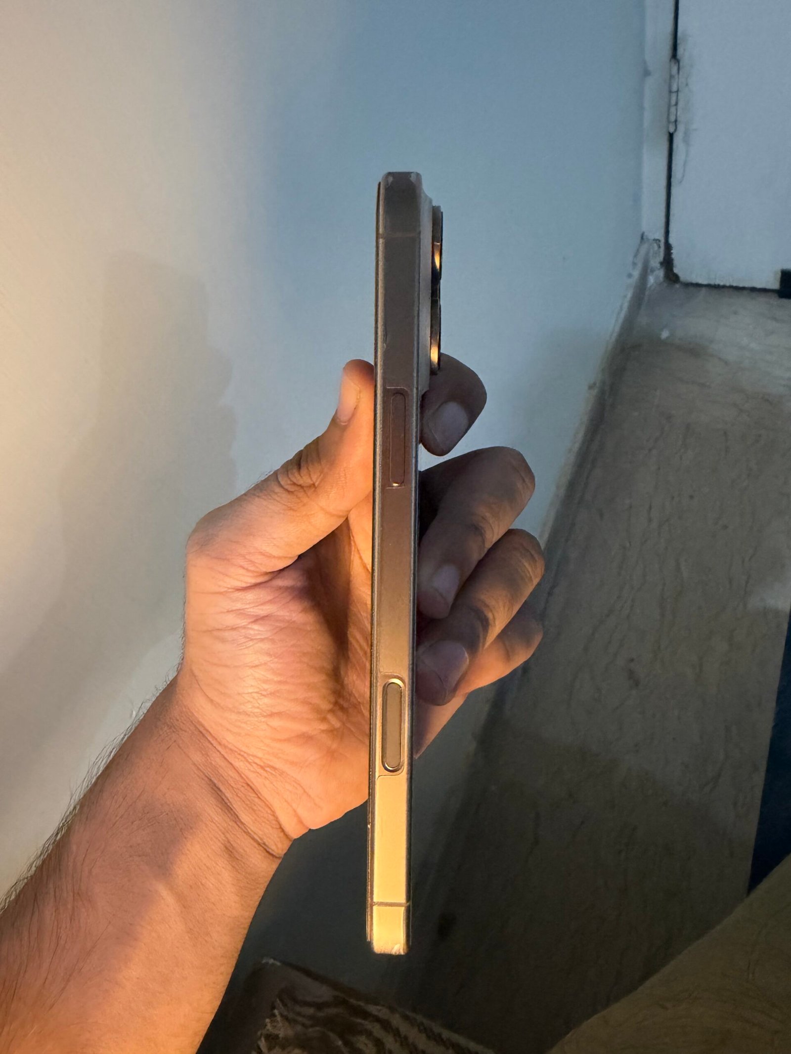iPhone 16 pro max dual physical PTA