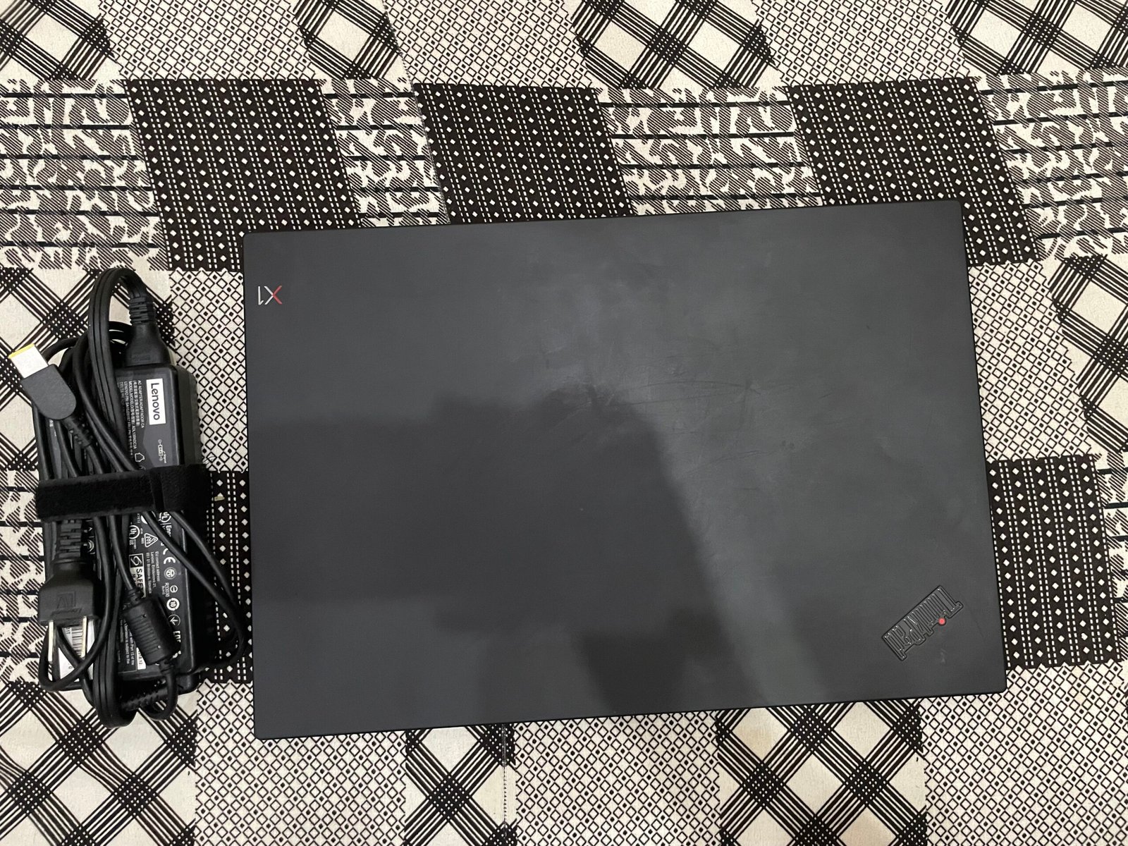 Lenovo x1 extreme NVIDIA gtx 1050 ti max Q 4gb , 1tb 25 gb