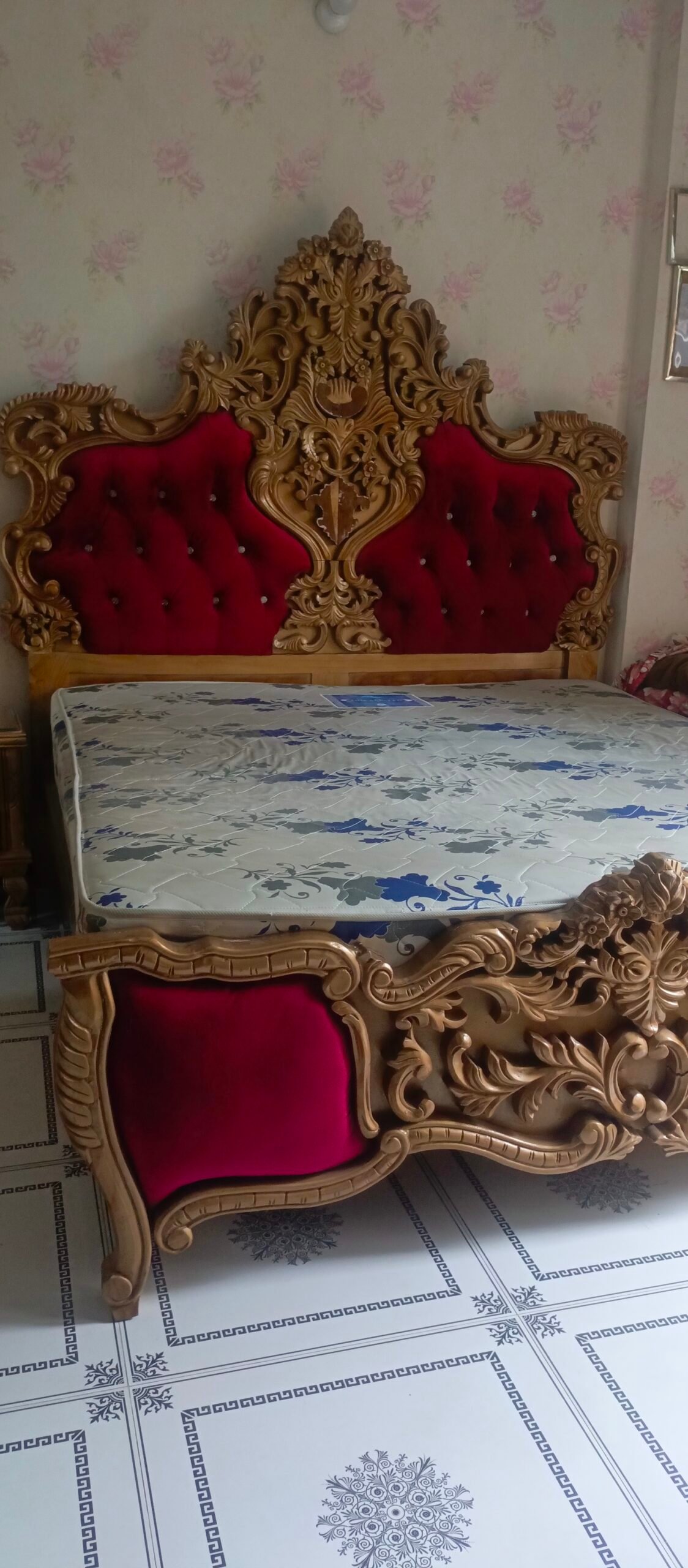 Complete Jahez Furniture Set for Sale – Bed, Wardrobe, Sofa