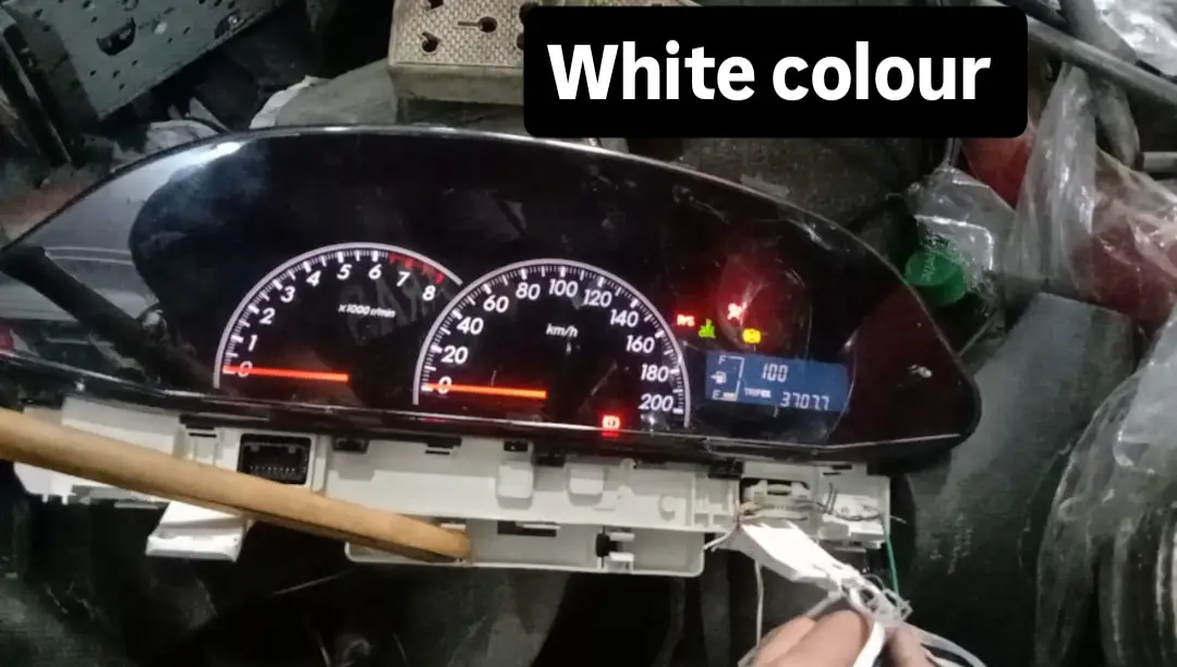Vitz 2006,2010 original rpm meter