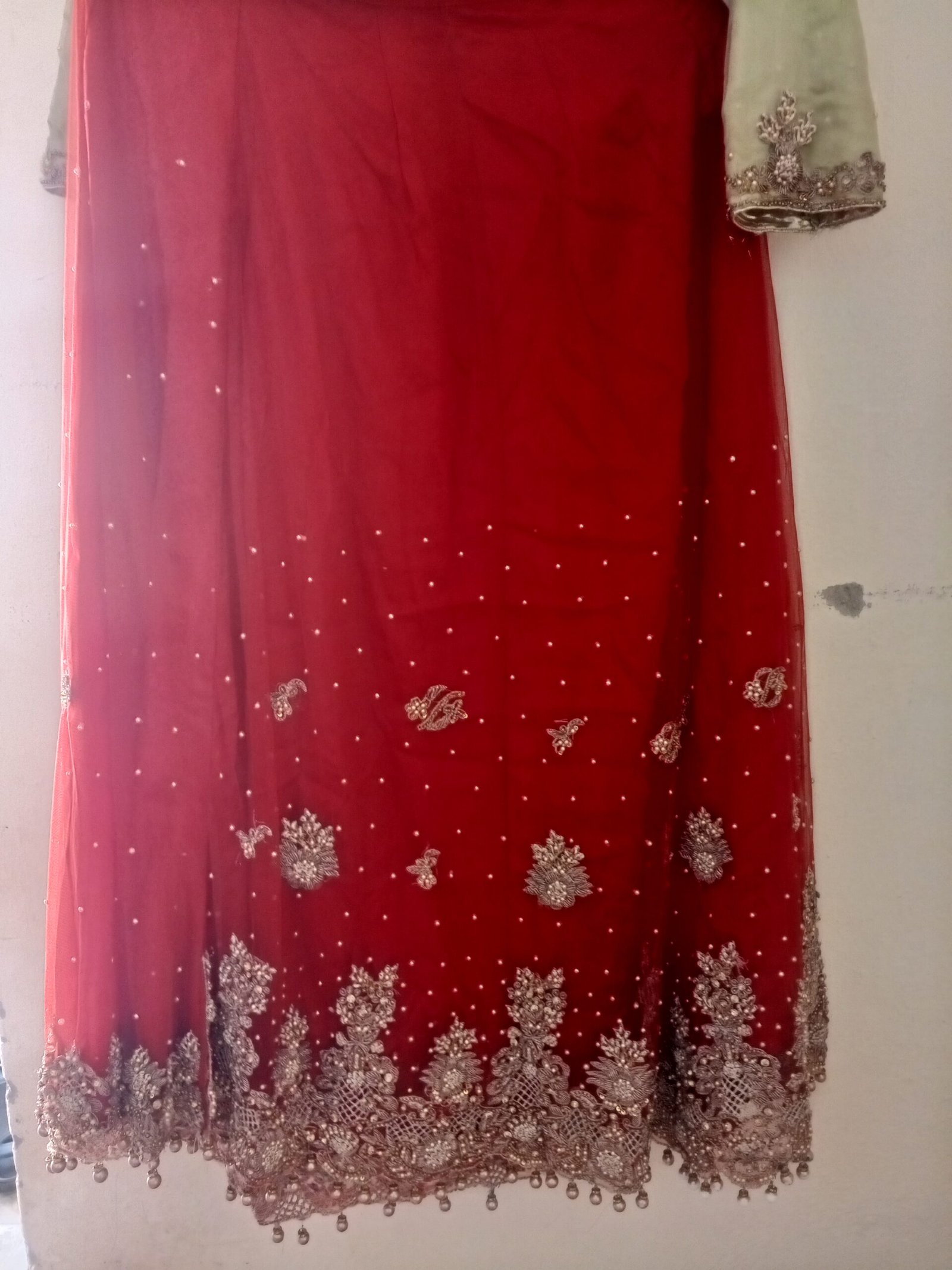 Beautiful Heavy Naqshi Dabka Bridal Lehenga (Medium) – Worn