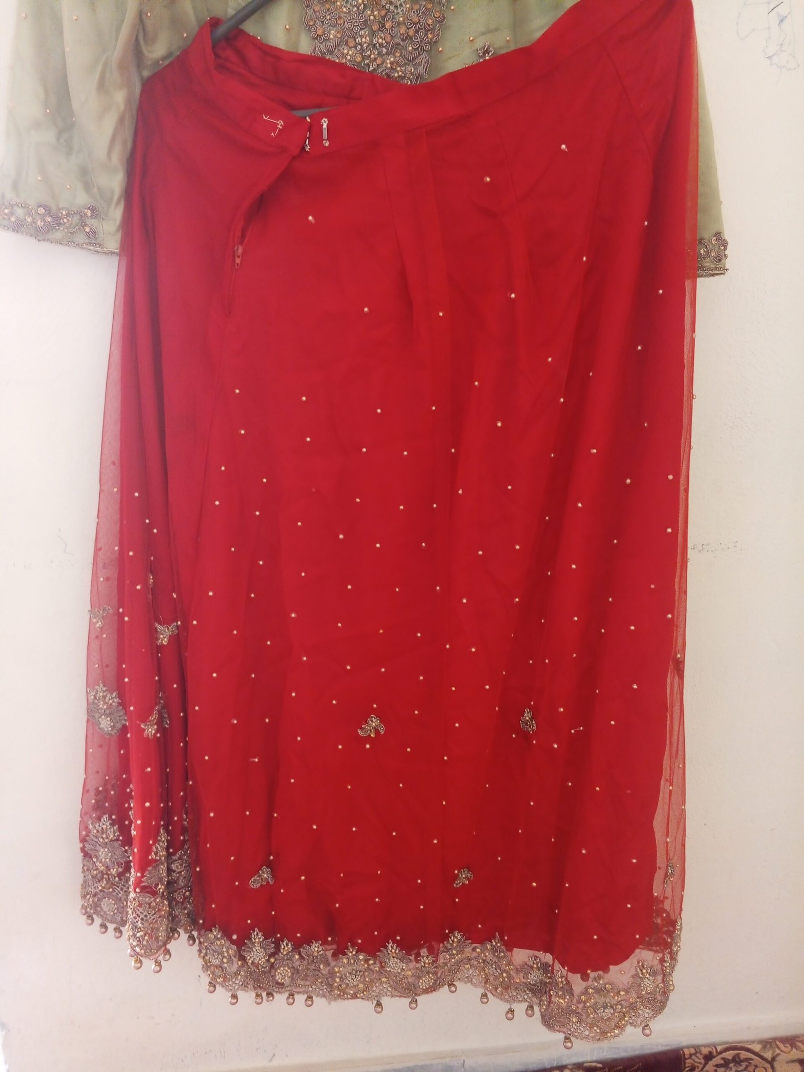 Beautiful Heavy Naqshi Dabka Bridal Lehenga (Medium) – Worn