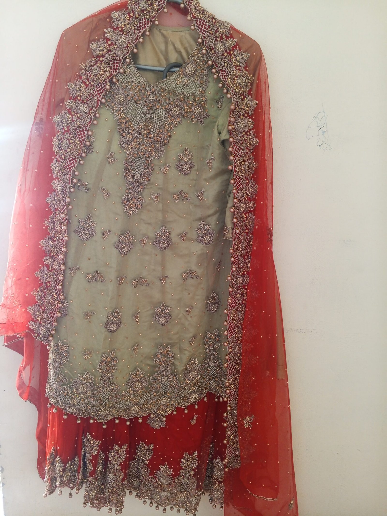 Beautiful Heavy Naqshi Dabka Bridal Lehenga (Medium) – Worn