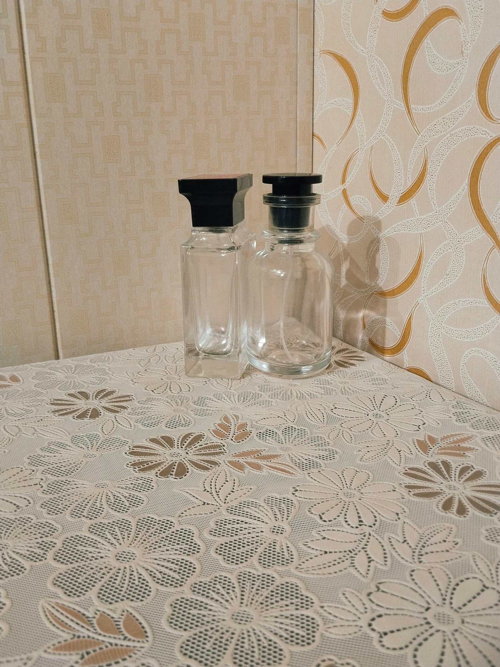 Empty Perfume Bottles with Spray Pumps – Set of 2
