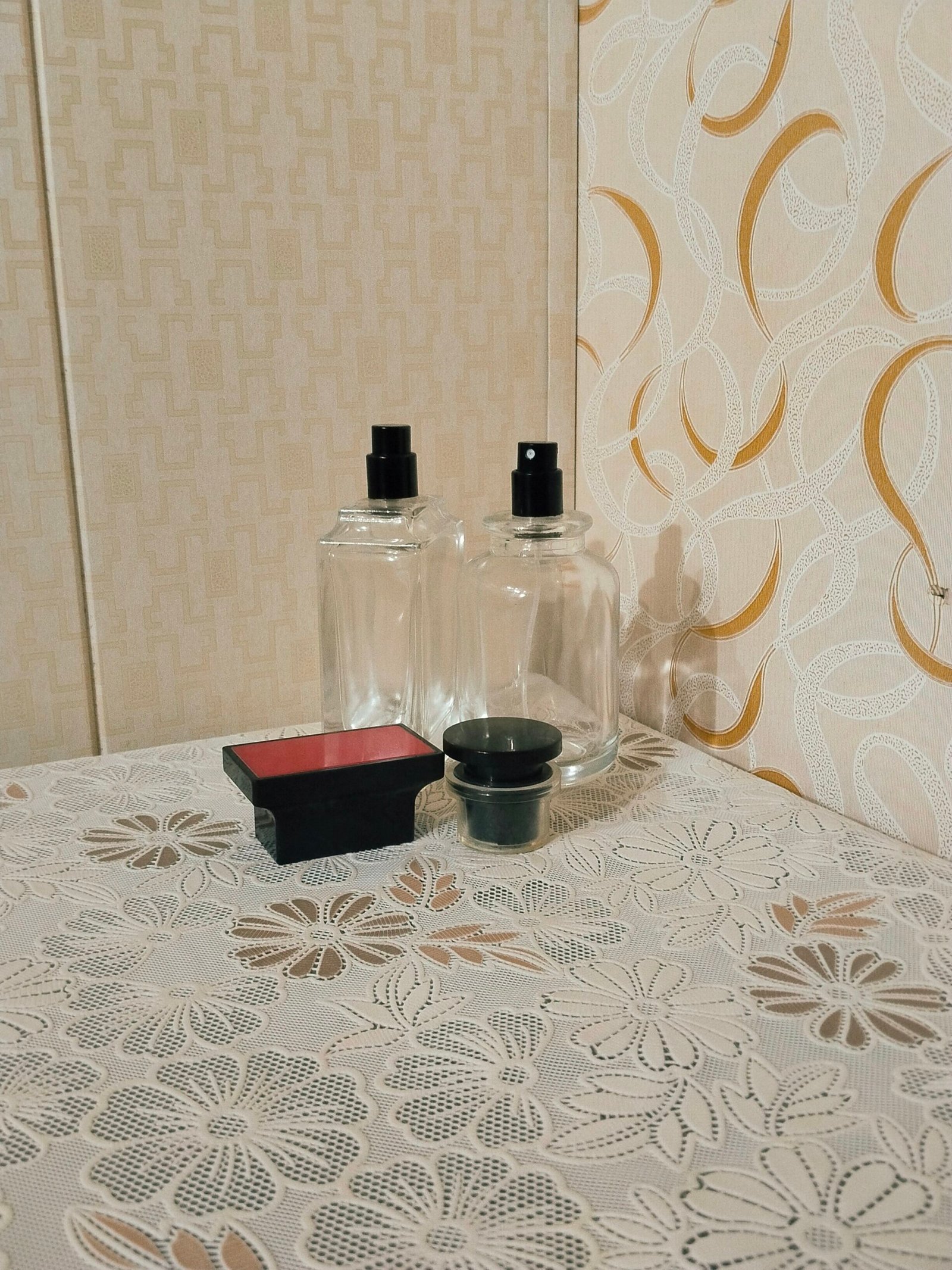 Empty Perfume Bottles with Spray Pumps – Set of 2