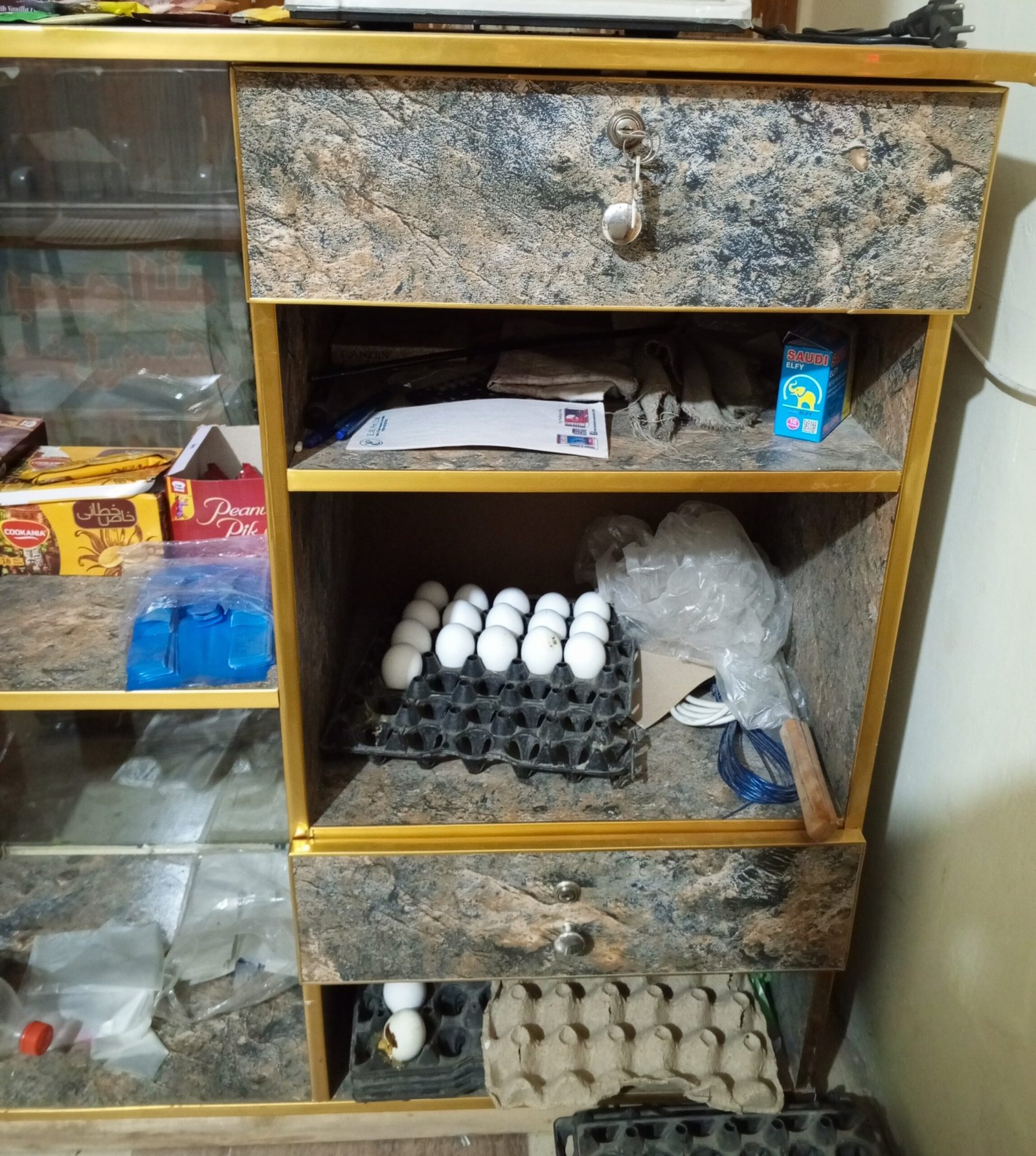 SHOP COUNTER FOR SALE