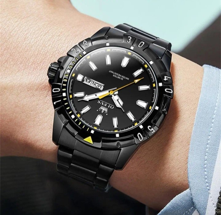 Luxury stainless steel waterproof with date different colour