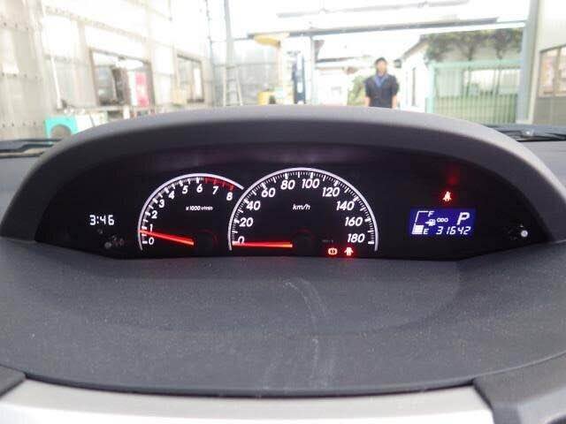 Vitz 2006,2010 original rpm meter