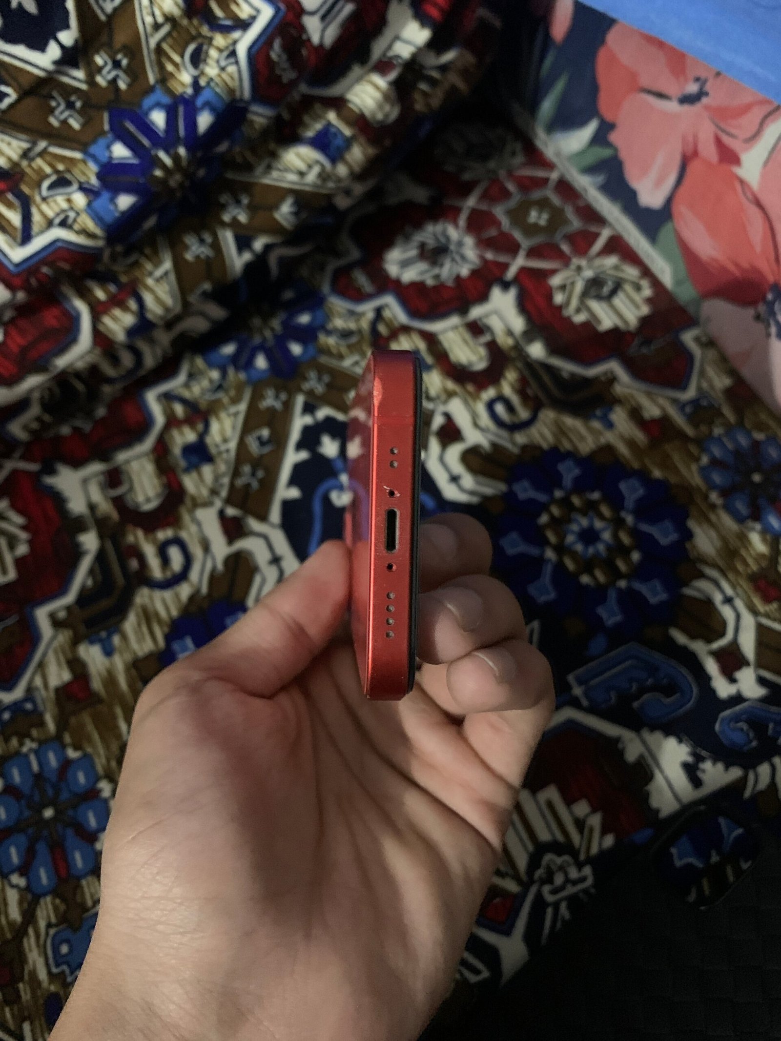 IPHONE 12 MINI RED COLOUR