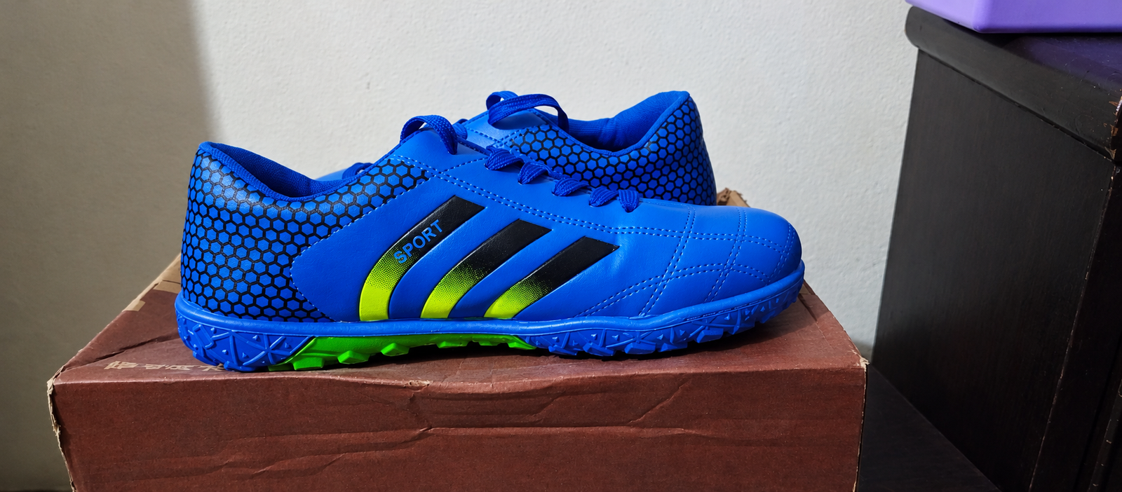 WALK Sports Shoes Size 42 – Used Once